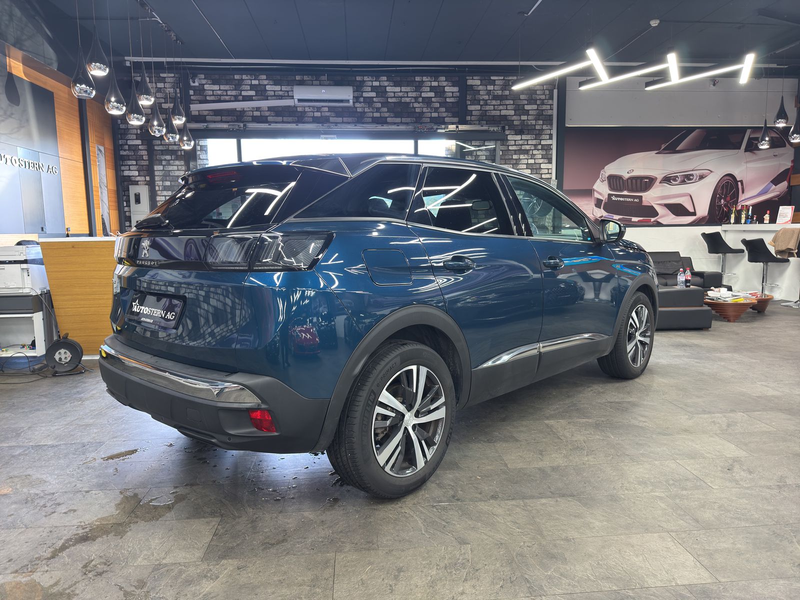 PEUGEOT 3008 1.2 PureTech Active Pack-image-4
