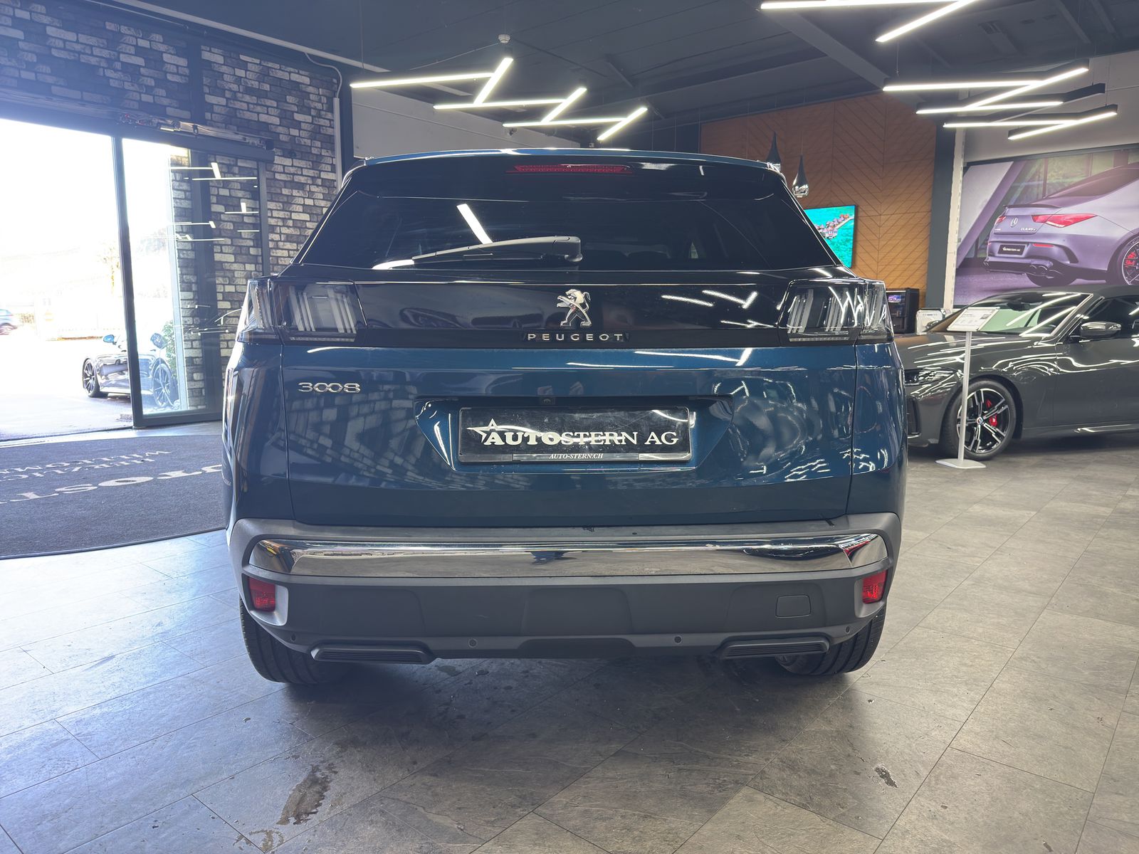 PEUGEOT 3008 1.2 PureTech Active Pack-image-5