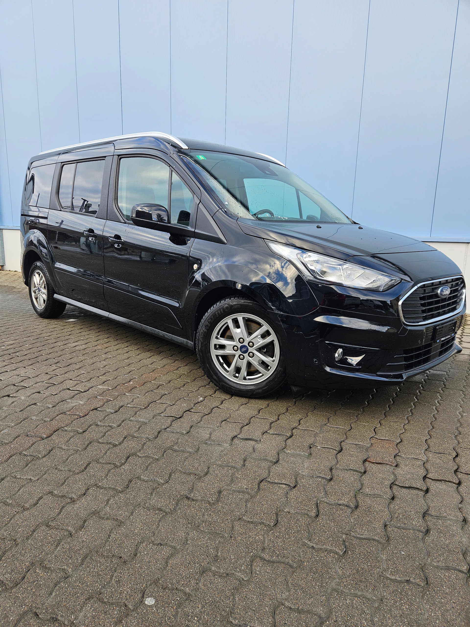 FORD Grand Tourneo Connect 1.5 EcoBlue Titanium Automat