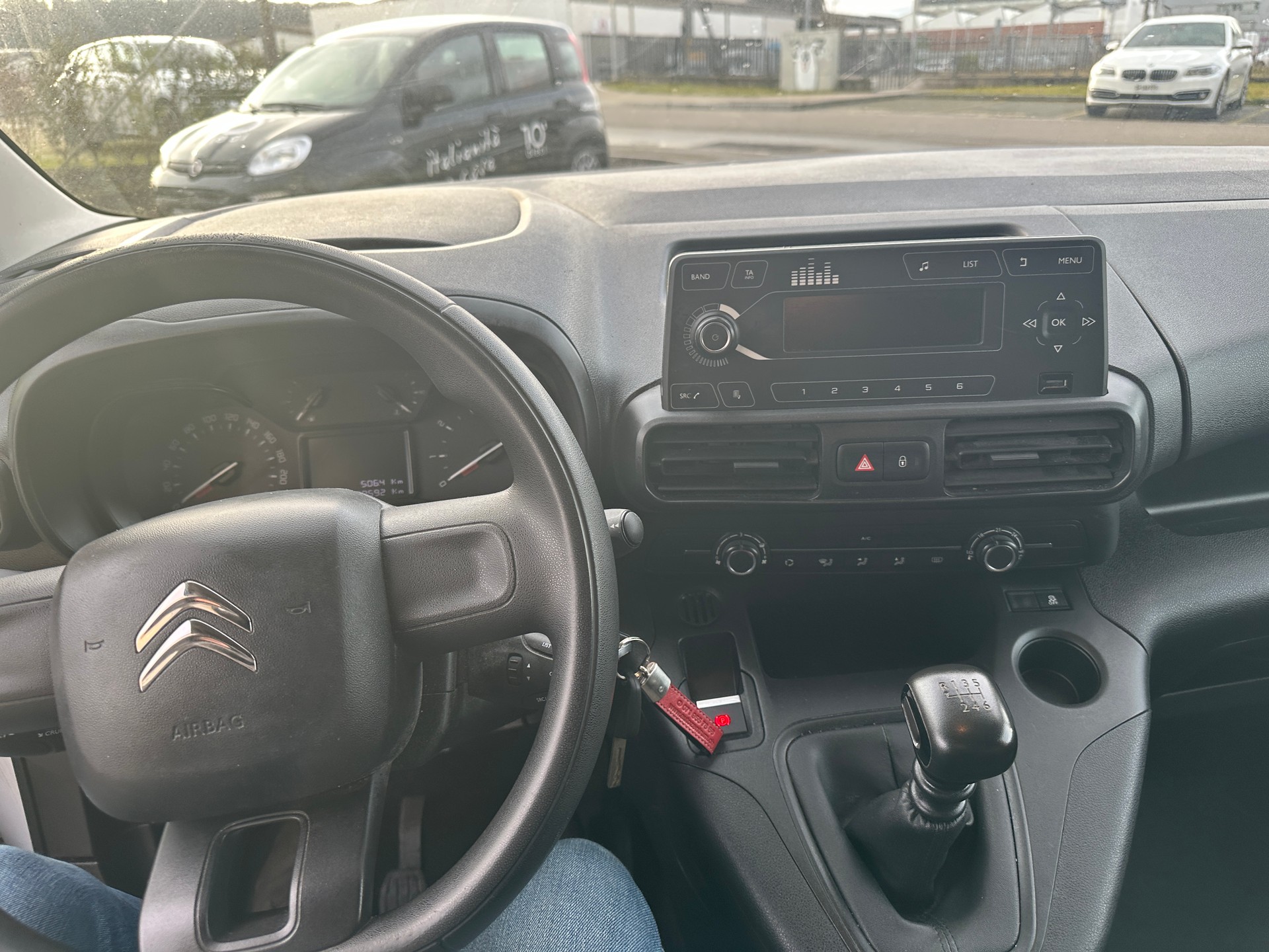 CITROEN Berlingo Van 1.2 Pure Tech 110 s/s Club 650kg-image-9