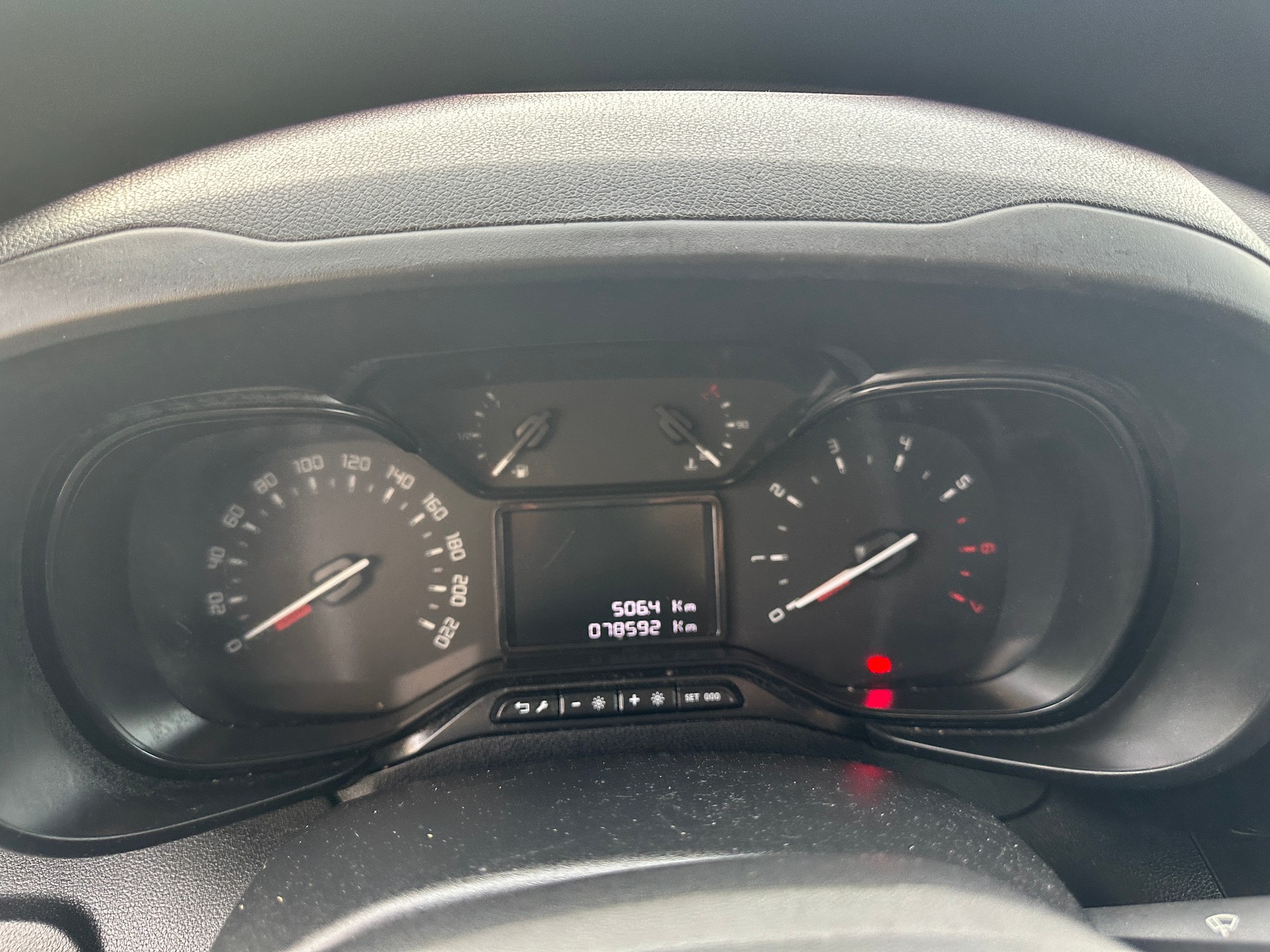 CITROEN Berlingo Van 1.2 Pure Tech 110 s/s Club 650kg-image-8