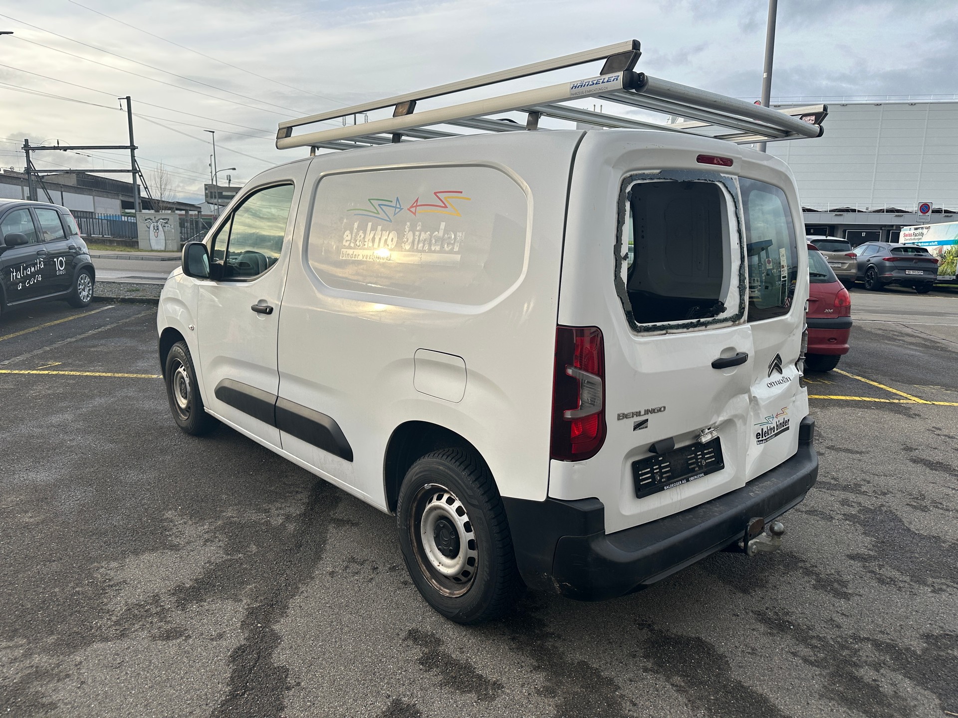 CITROEN Berlingo Van 1.2 Pure Tech 110 s/s Club 650kg-image-5