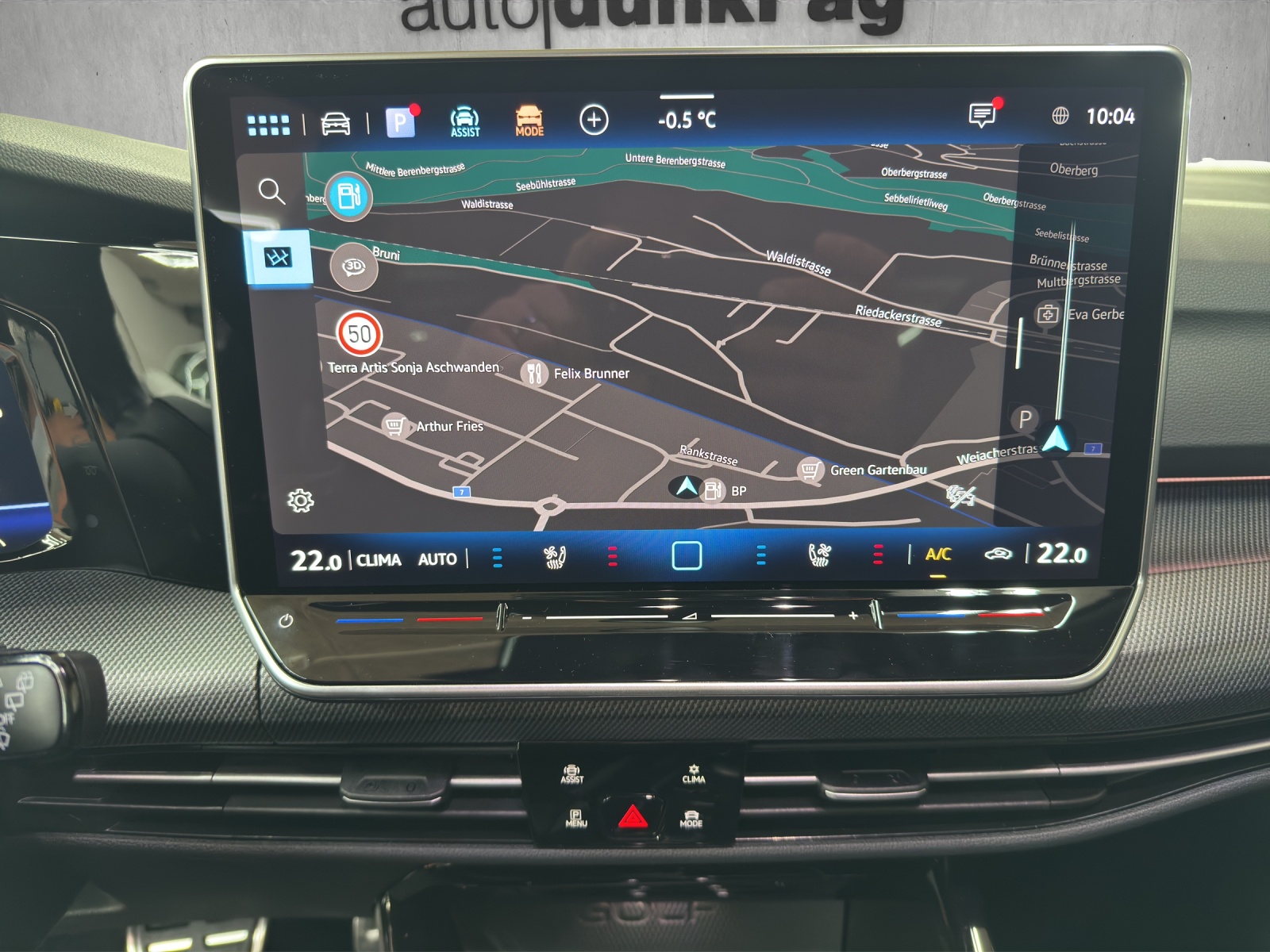 VW Golf 2.0 TSI R DSG 4 Motion-image-10