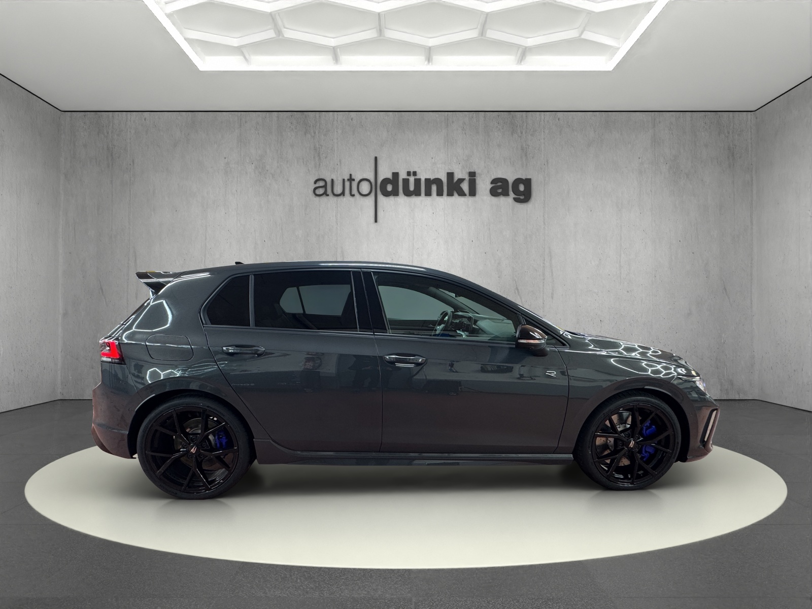 VW Golf 2.0 TSI R DSG 4 Motion-image-4