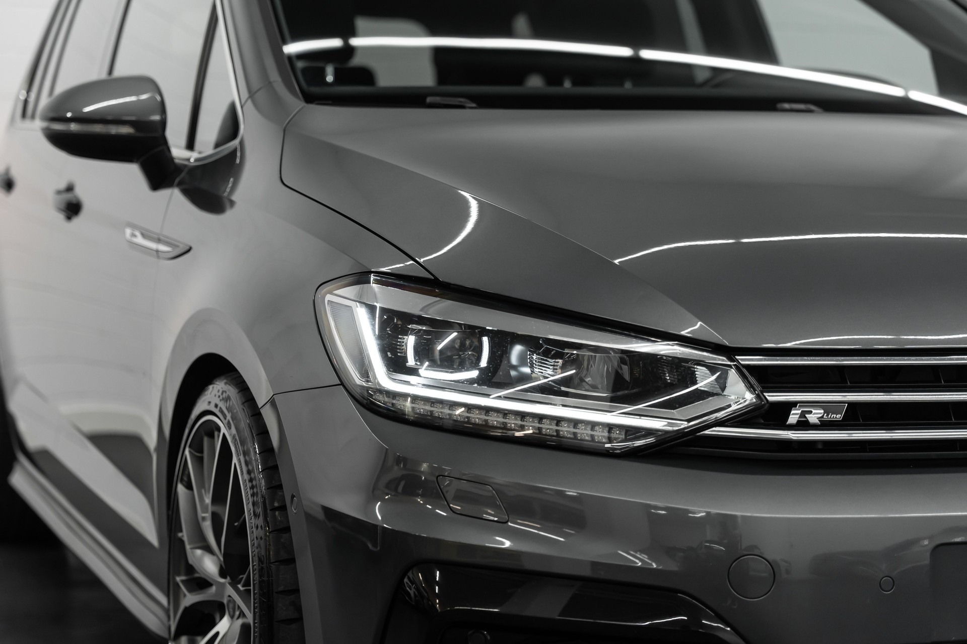 VW Touran 1.5 TSI R LINE EVO Highline DSG *7-Plätzer*-image-5