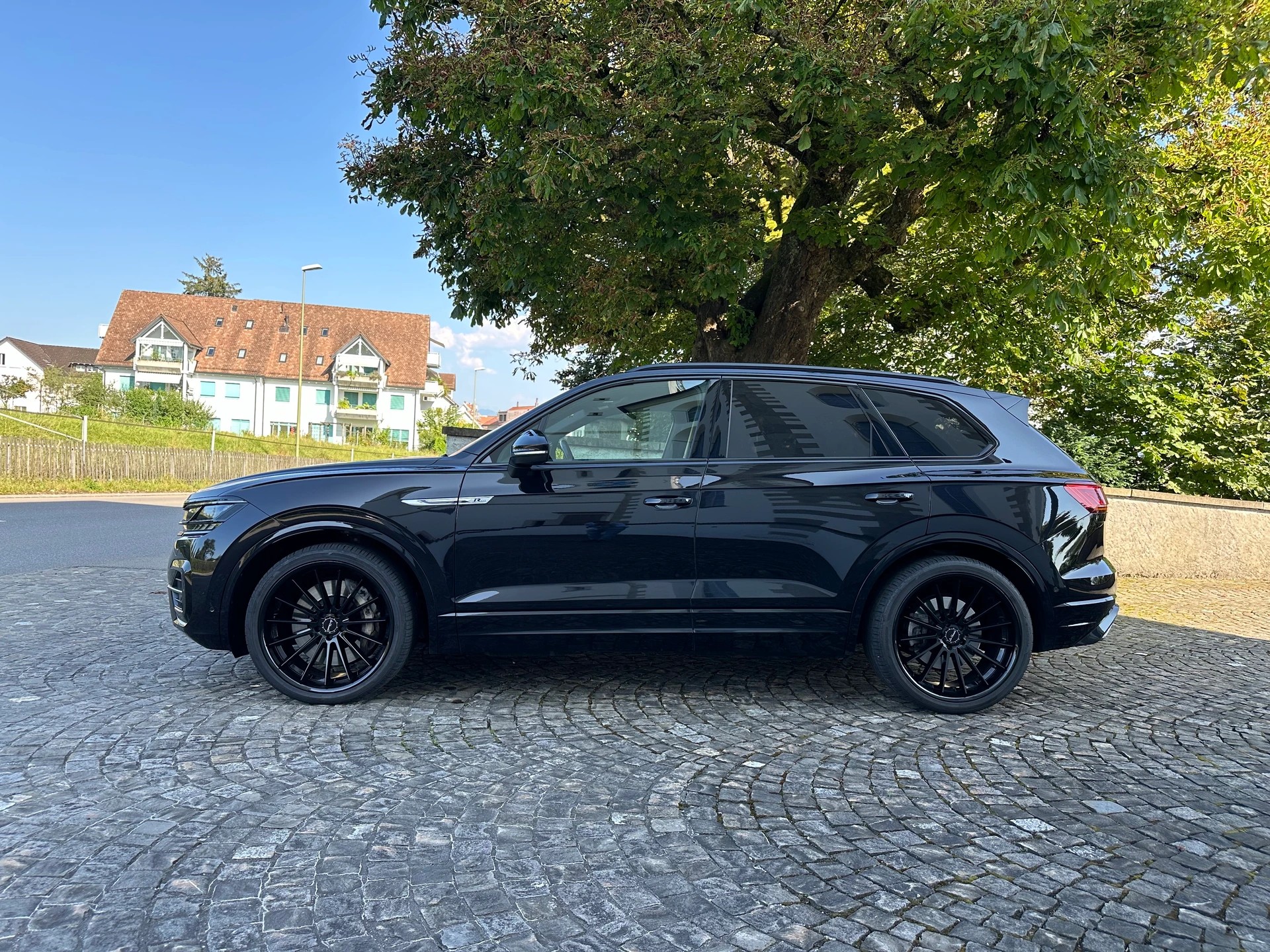 VW Touareg 4.0 V8 TDI R-Line Tiptronic-image-7