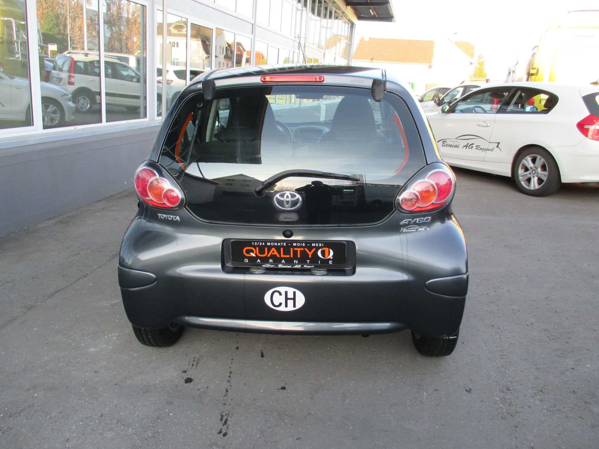 TOYOTA Aygo 1.0 Linea Luna-image-5