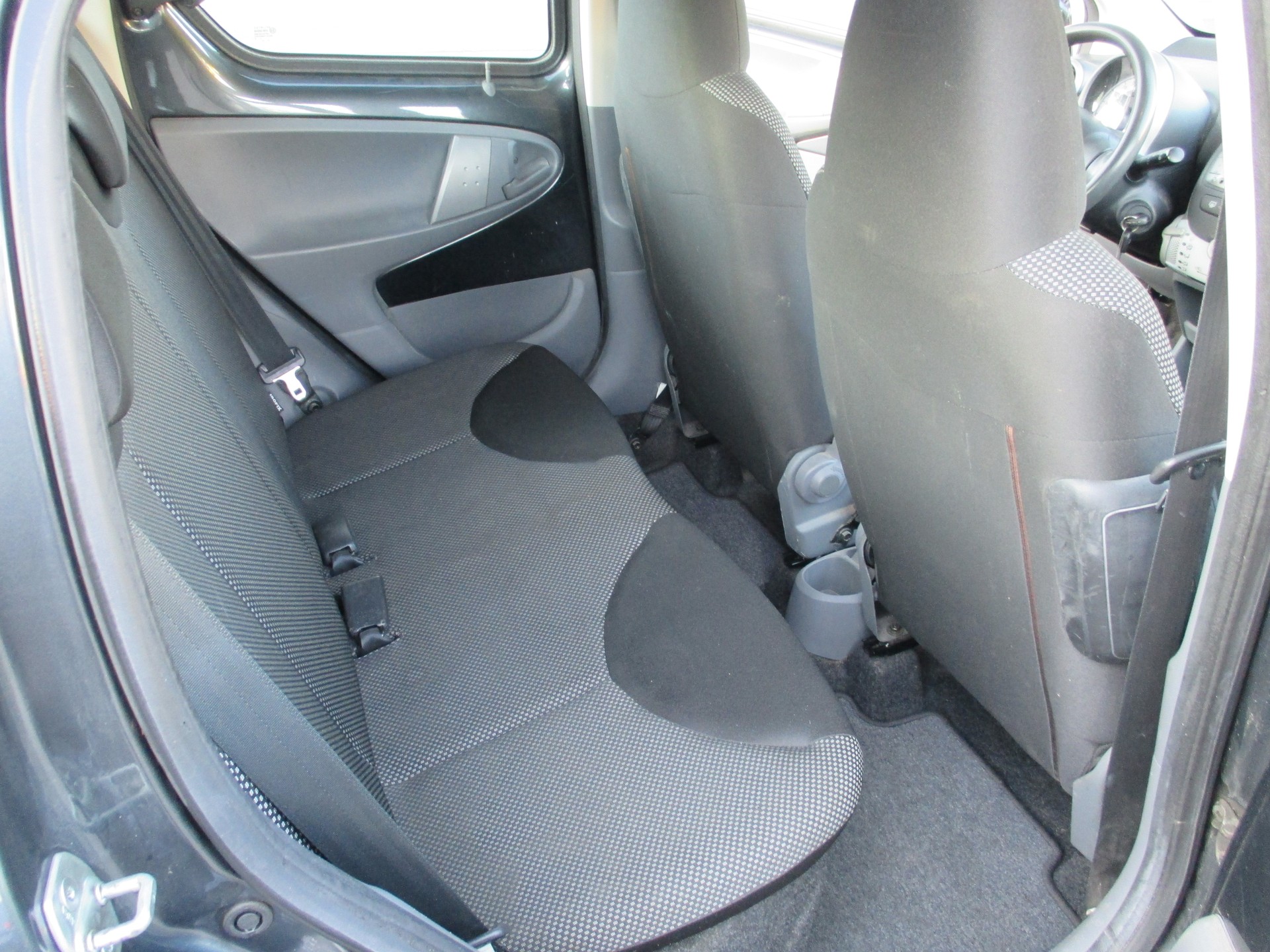 TOYOTA Aygo 1.0 Linea Luna-image-11