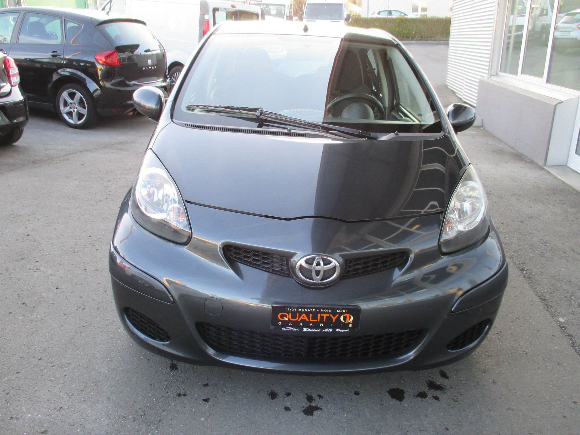 TOYOTA Aygo 1.0 Linea Luna-image-1