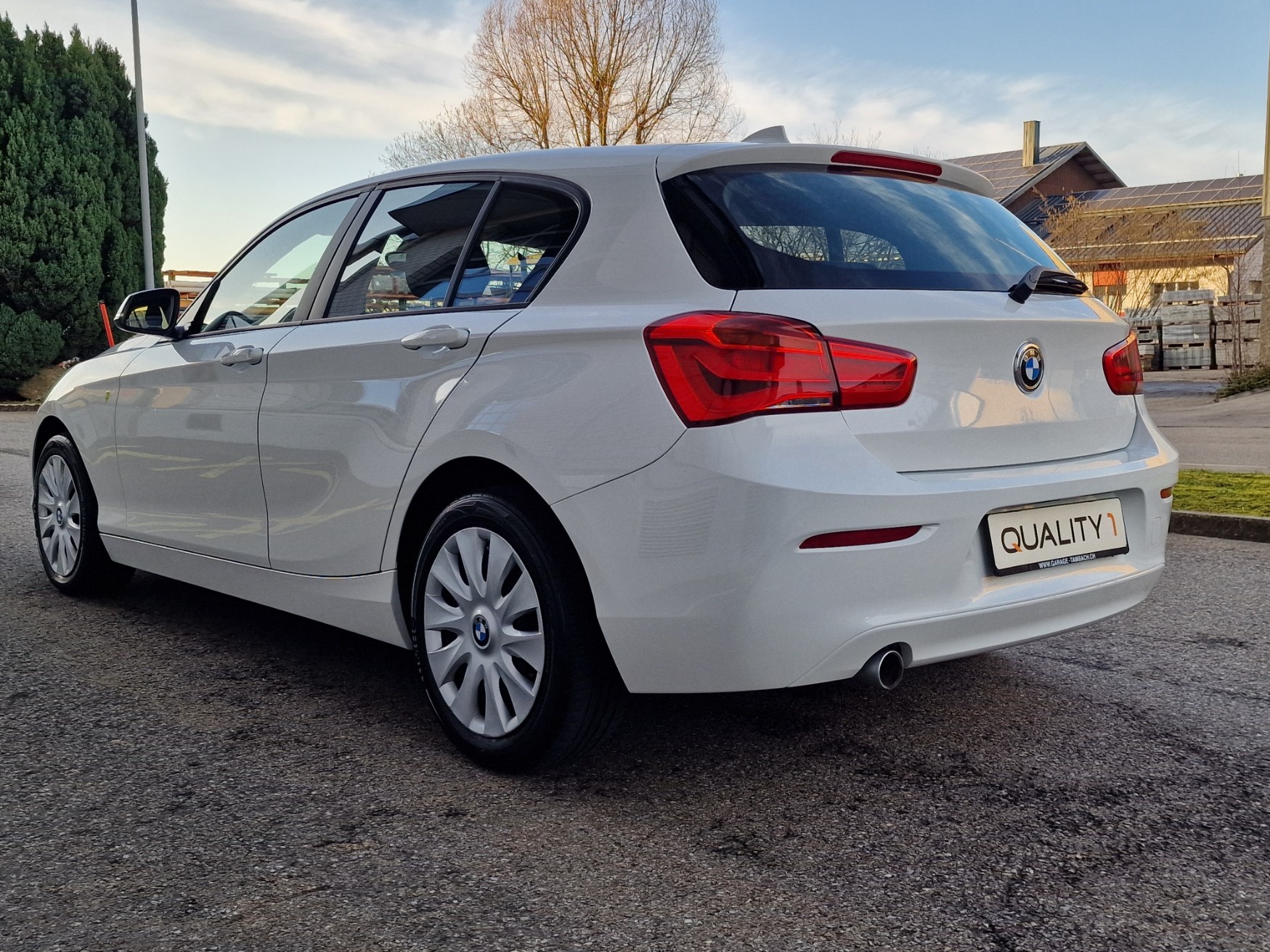 BMW 114d Business-image-5