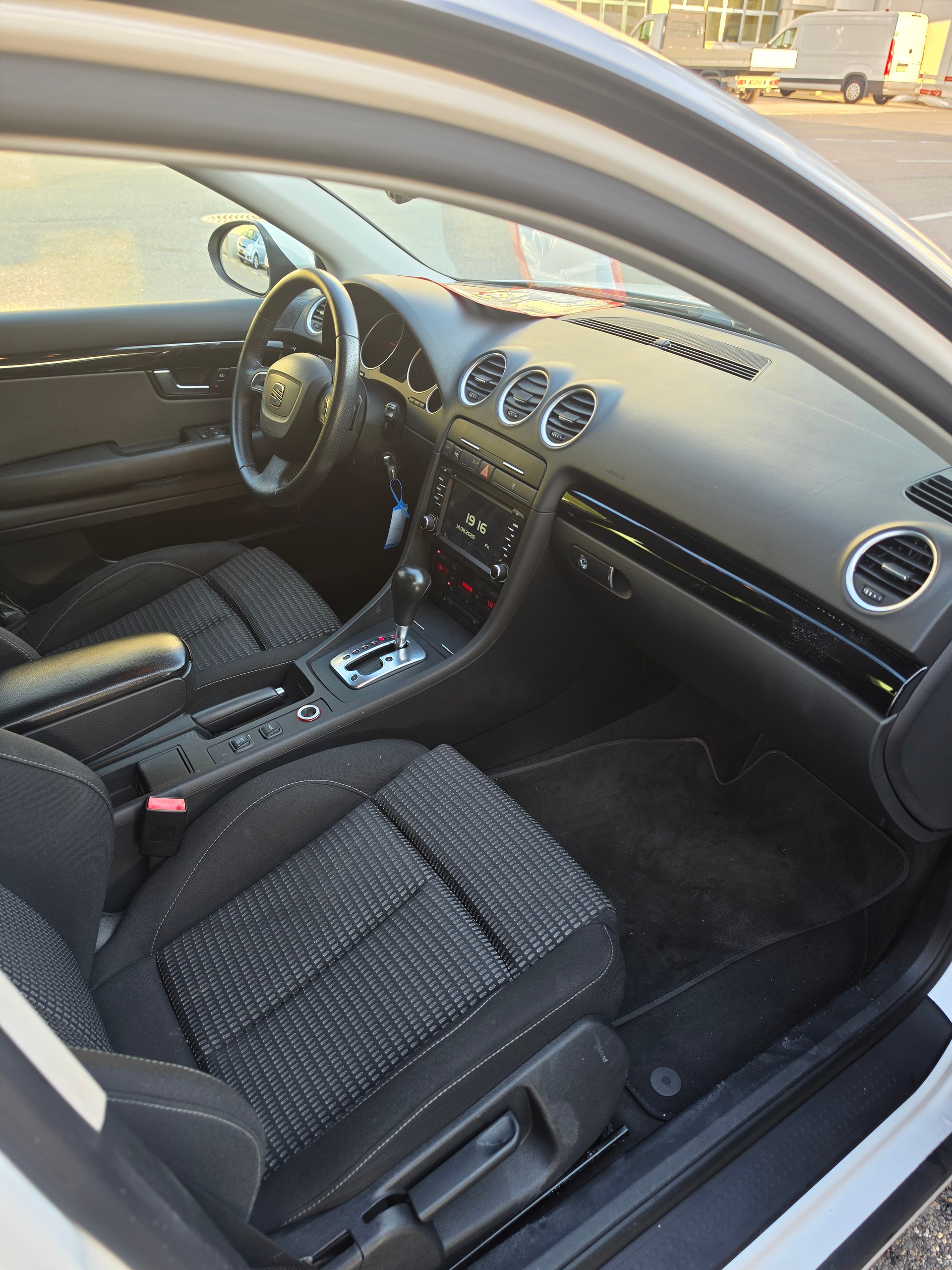 SEAT Exeo ST 2.0 TDI Style multitronic-image-10