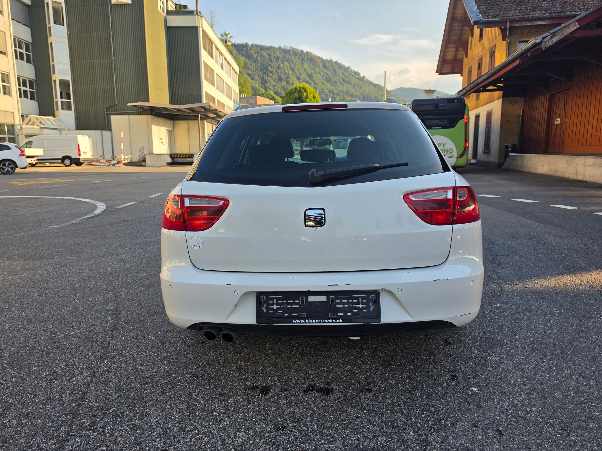 SEAT Exeo ST 2.0 TDI Style multitronic-image-5