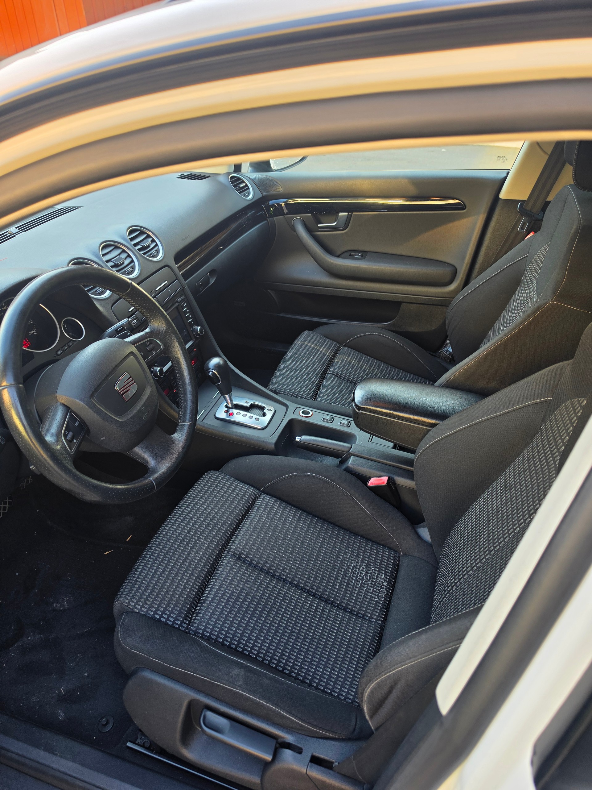 SEAT Exeo ST 2.0 TDI Style multitronic-image-9