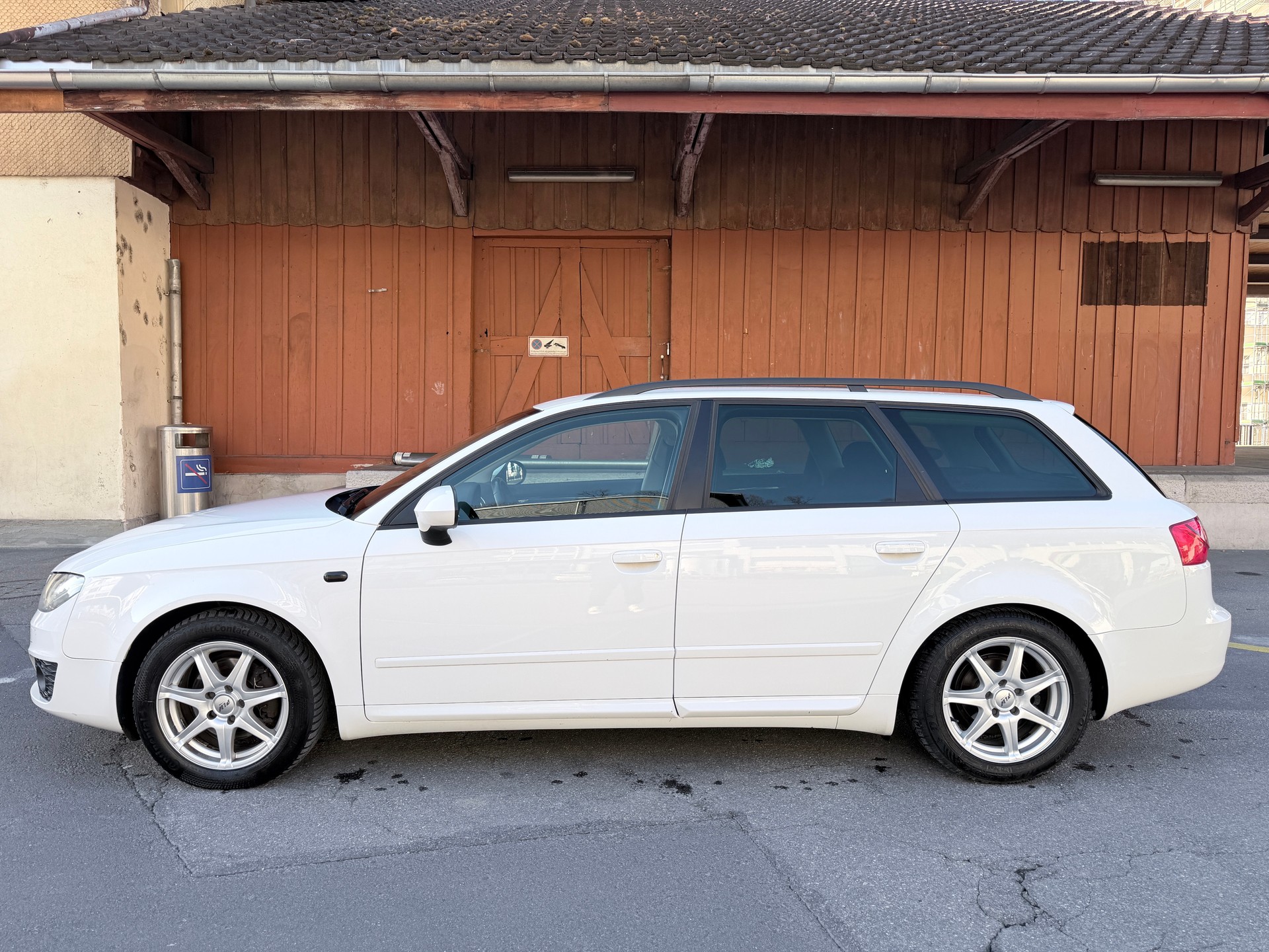 SEAT Exeo ST 2.0 TDI Style multitronic-image-3