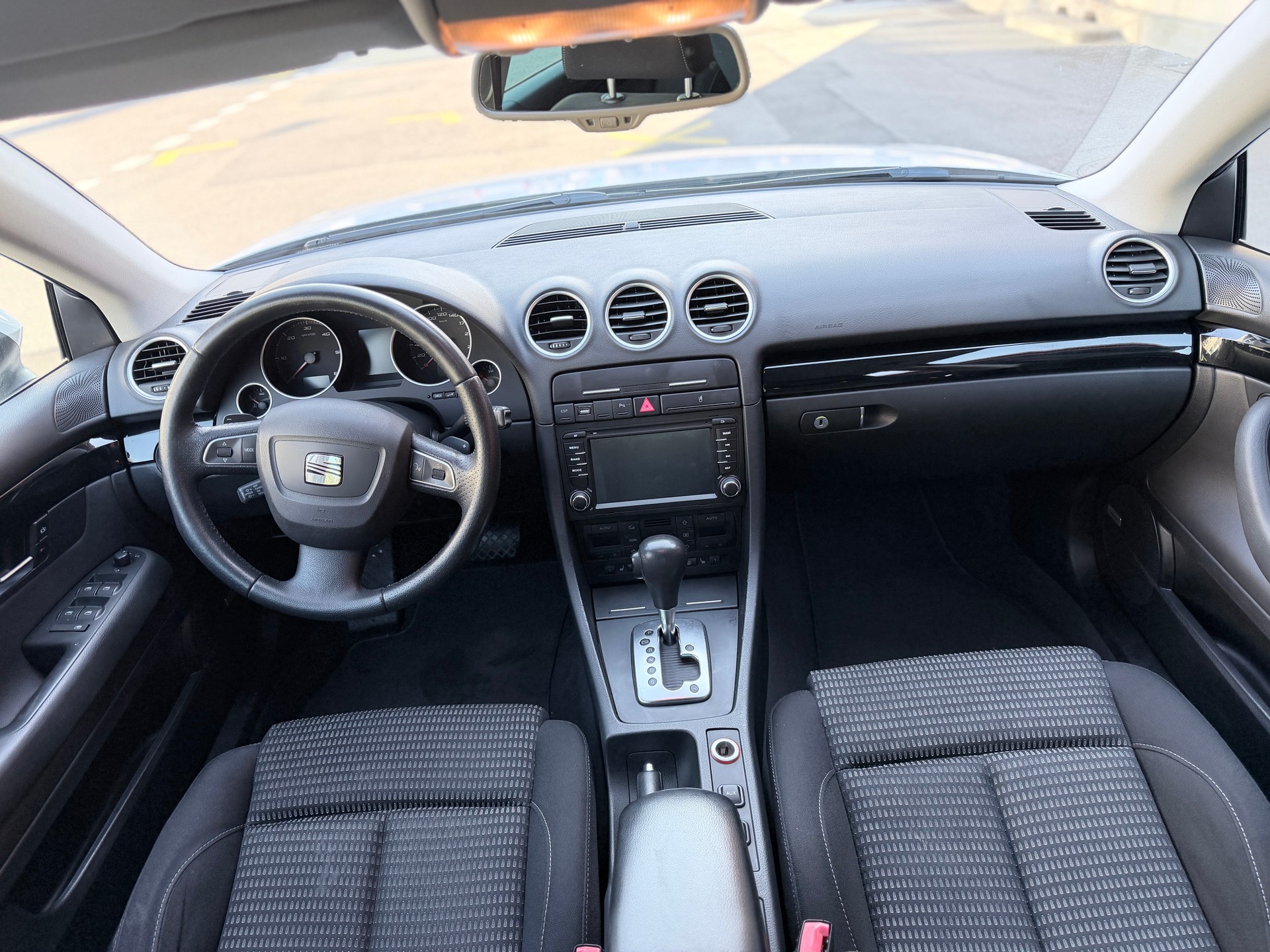 SEAT Exeo ST 2.0 TDI Style multitronic-image-10