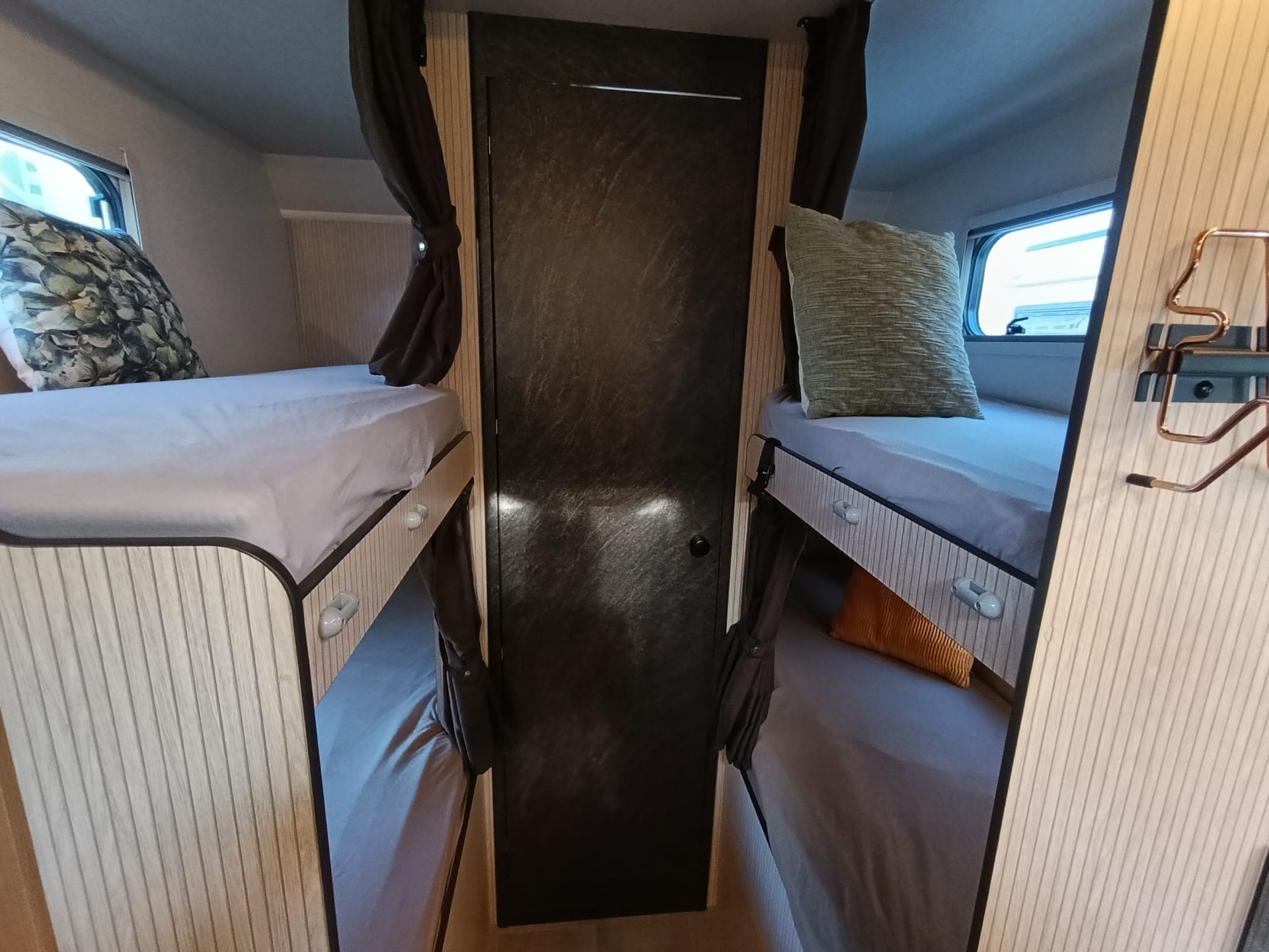 RIMOR Sarus 50***Unschlagbar in Preis und Leistung: Nirgendwo bekommen Sie mehr Wohnmobil für Ihr Geld als bei Rimor***-showroom-element-3