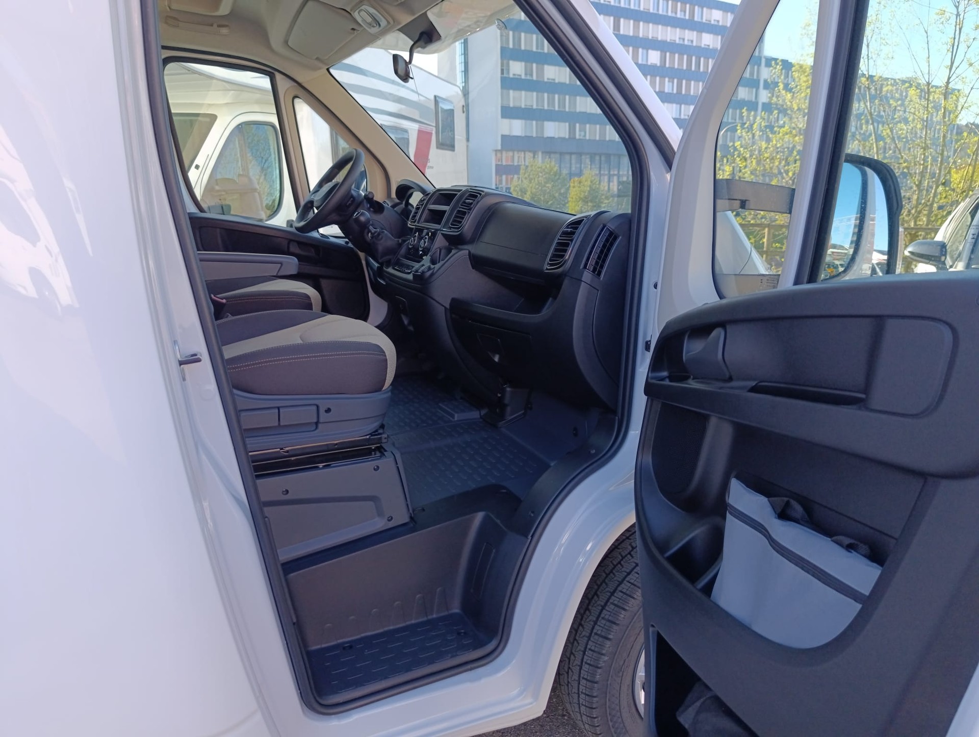 RIMOR Sarus 50***Unschlagbar in Preis und Leistung: Nirgendwo bekommen Sie mehr Wohnmobil für Ihr Geld als bei Rimor***-image-11