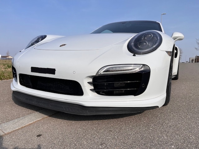PORSCHE 911 Turbo S PDK-image-3