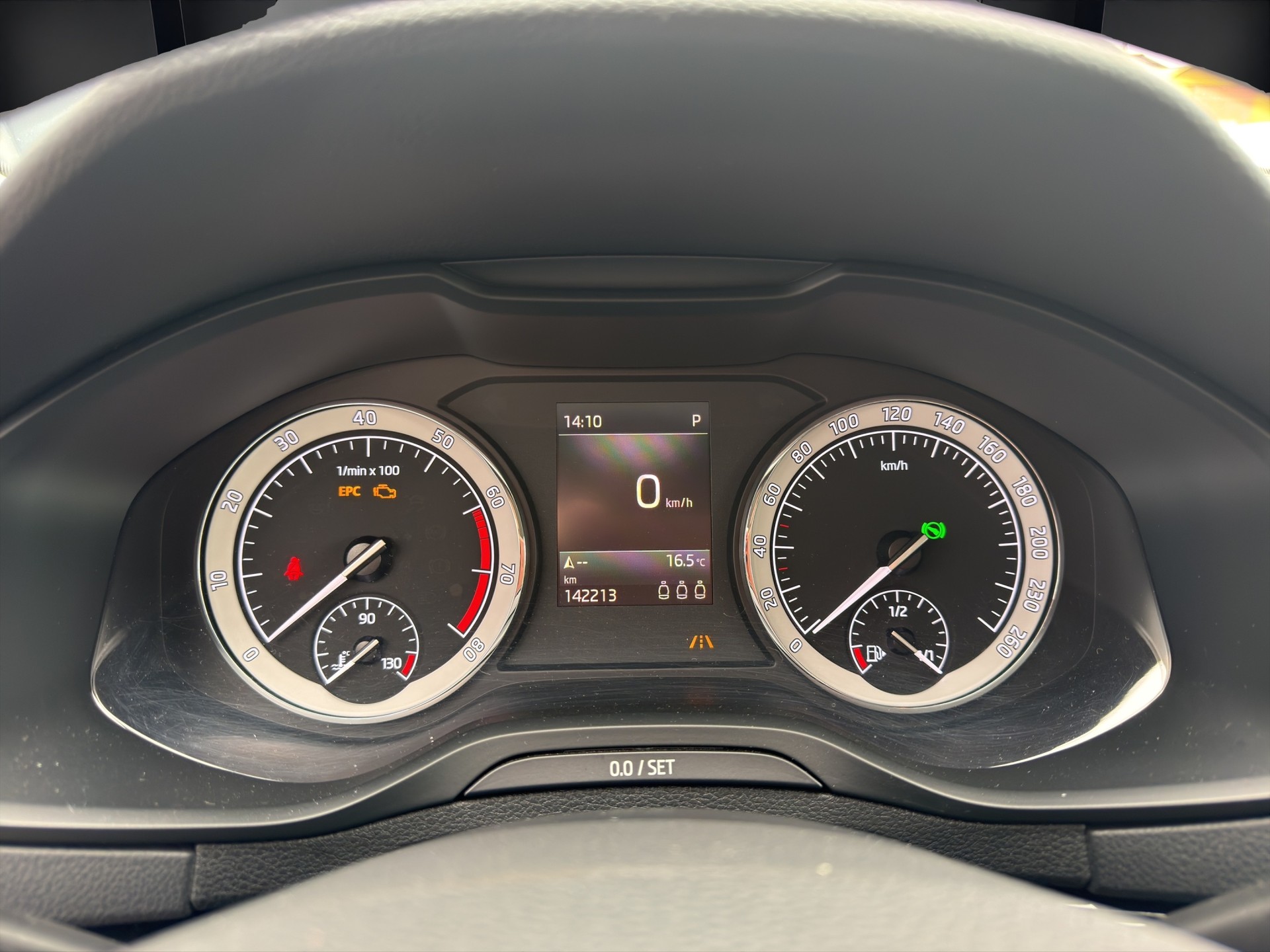SKODA Karoq 1.5 TSI ACT Style DSG-image-10