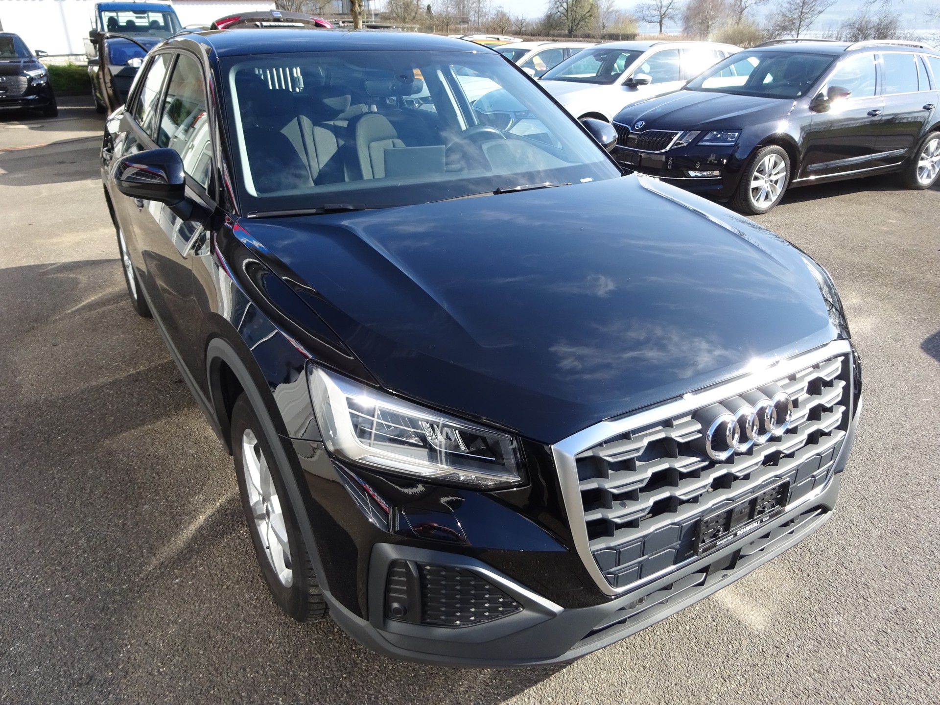 AUDI Q2 35 TFSI S-tronic-showroom-element-3