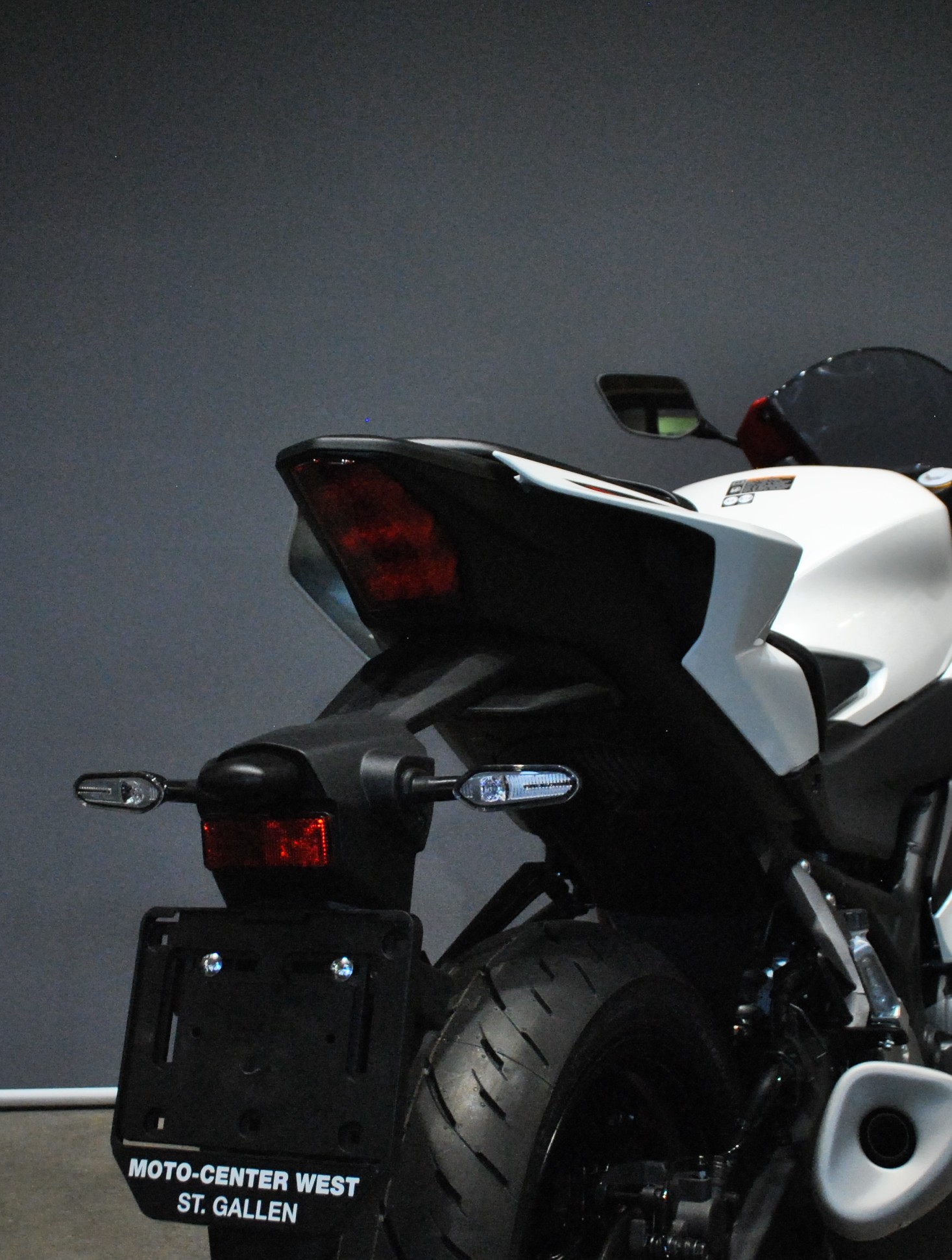 YAMAHA YZF-R3-image-5