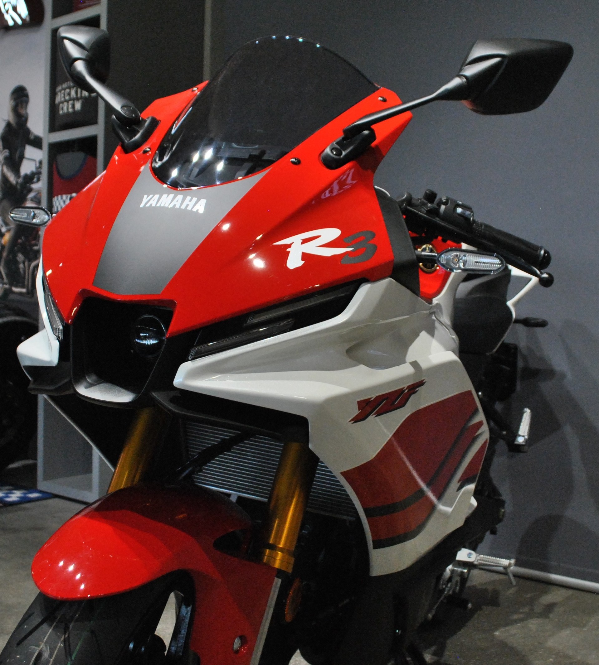 YAMAHA YZF-R3-image-7