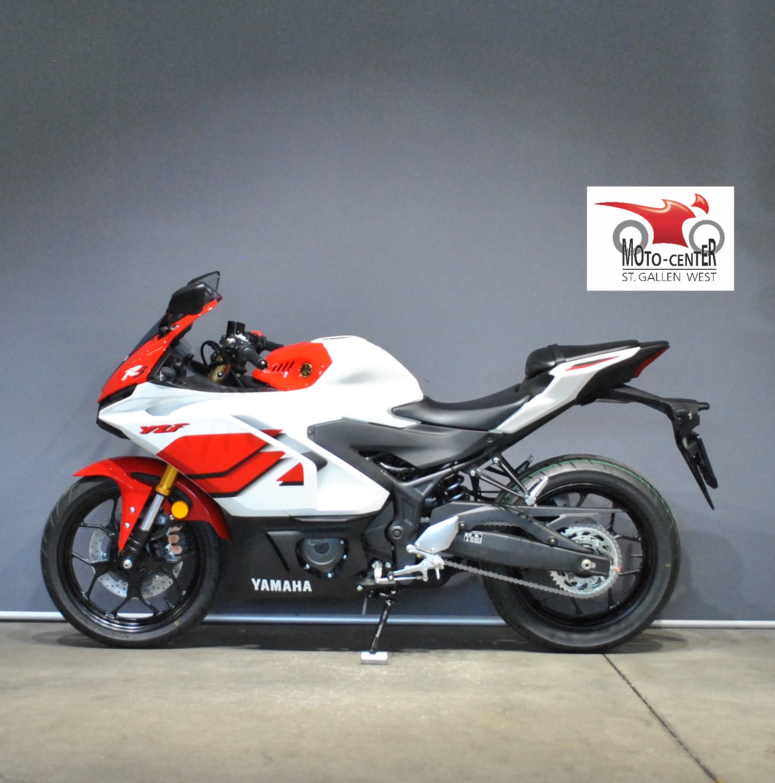 YAMAHA YZF-R3-image-2