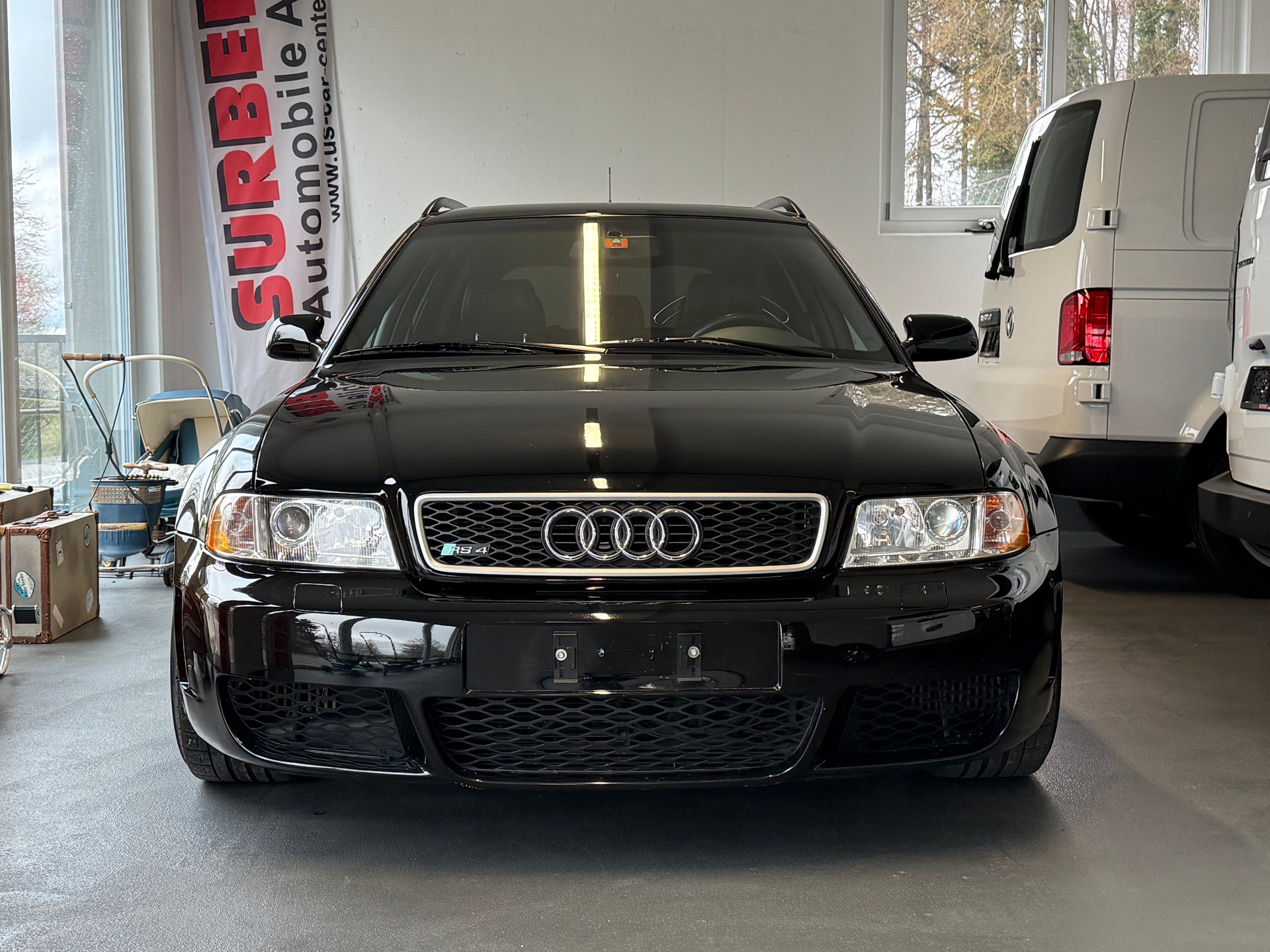AUDI RS4 Avant quattro