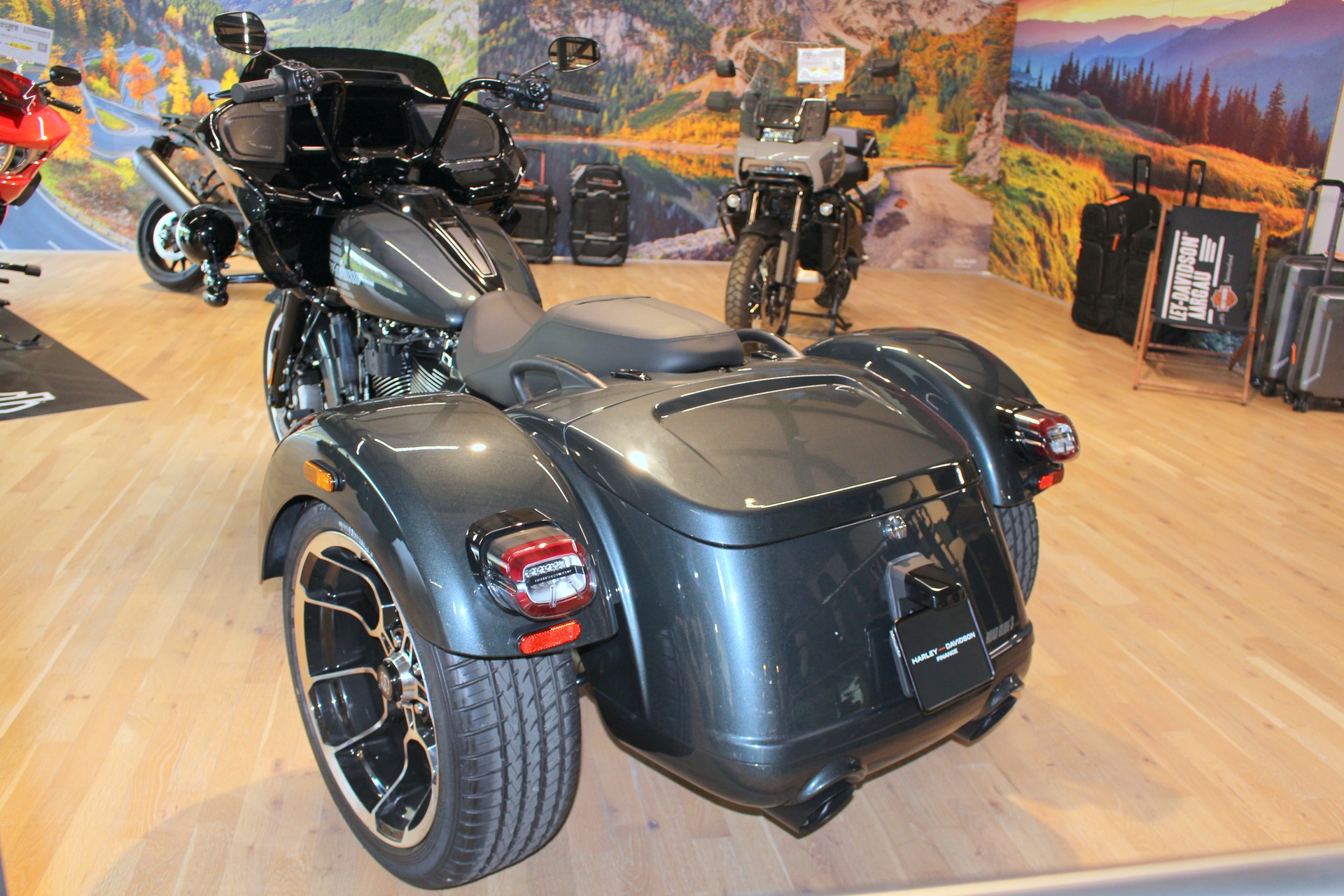 HARLEY-DAVIDSON FLTRT Road Glide 3-image-2