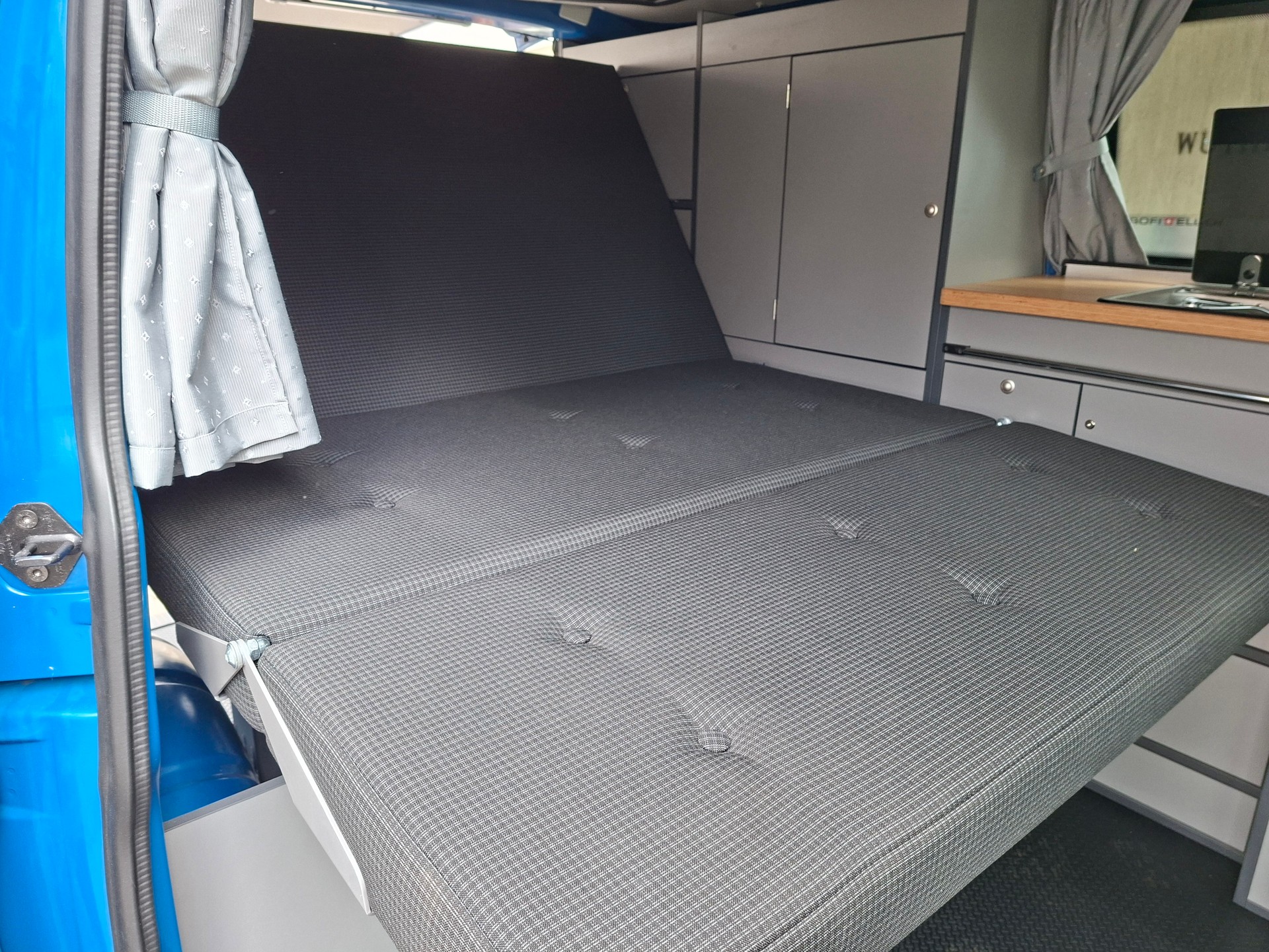 VW T6.1 2.0 TDI MareMonti COMFORT Camper 5Sitze-image-14