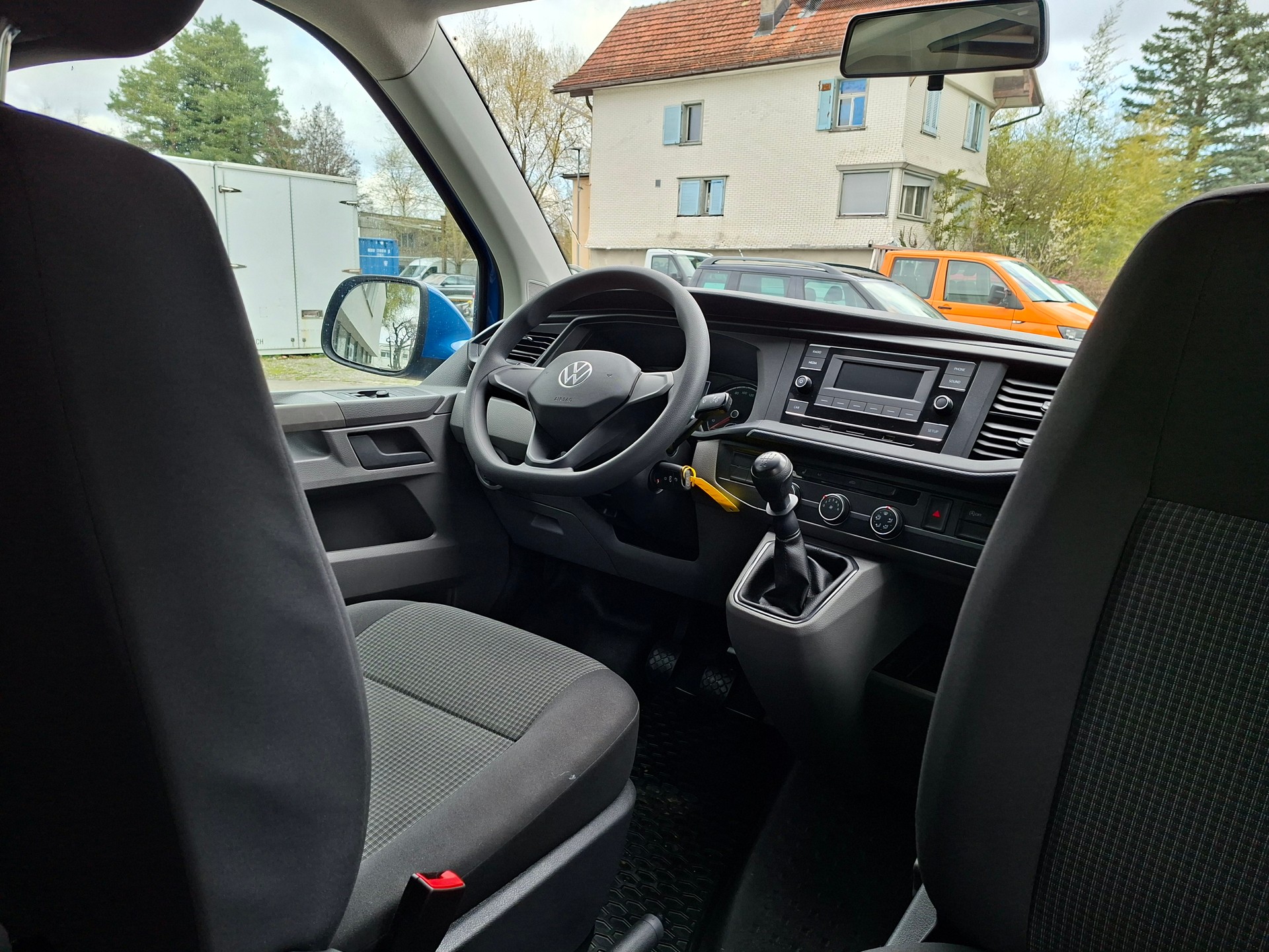 VW T6.1 2.0 TDI MareMonti COMFORT Camper 5Sitze-image-6