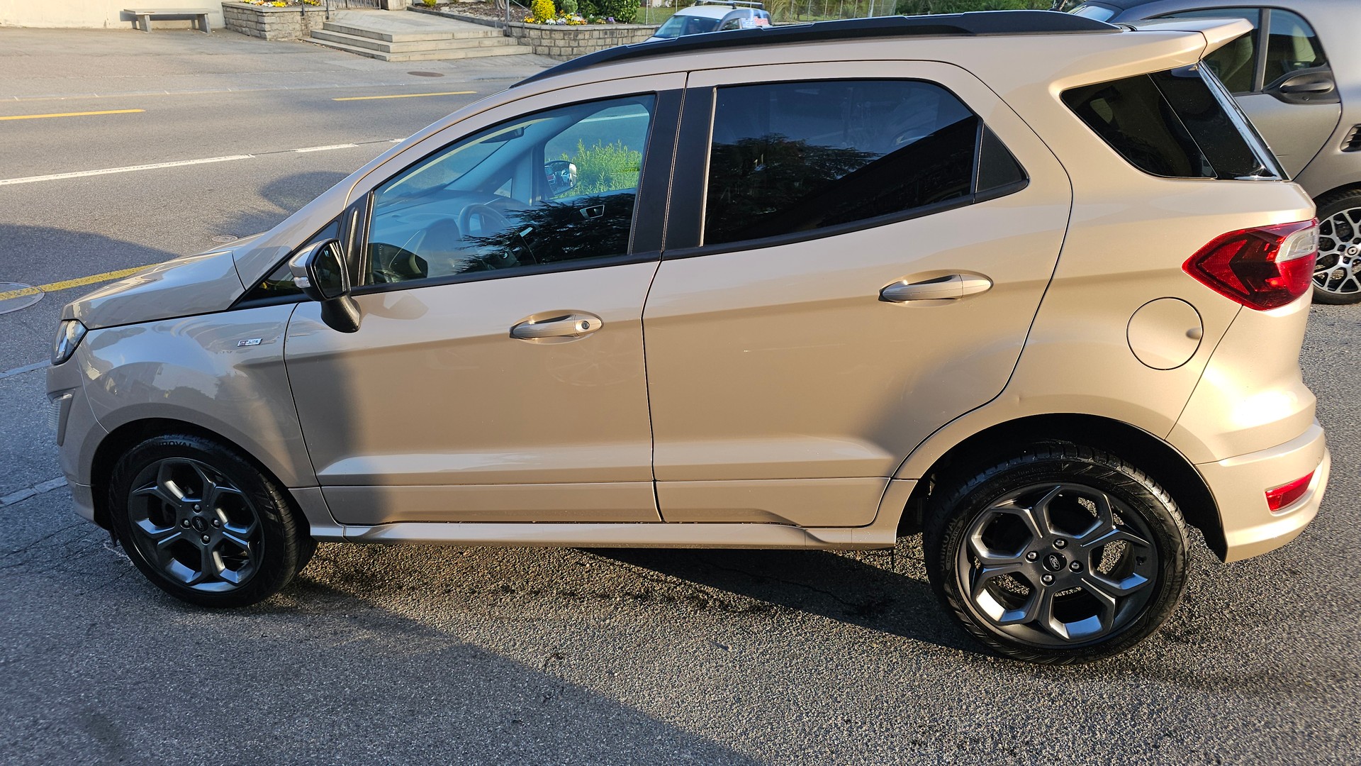 FORD EcoSport 1.0 SCTi ST-Line-image-4