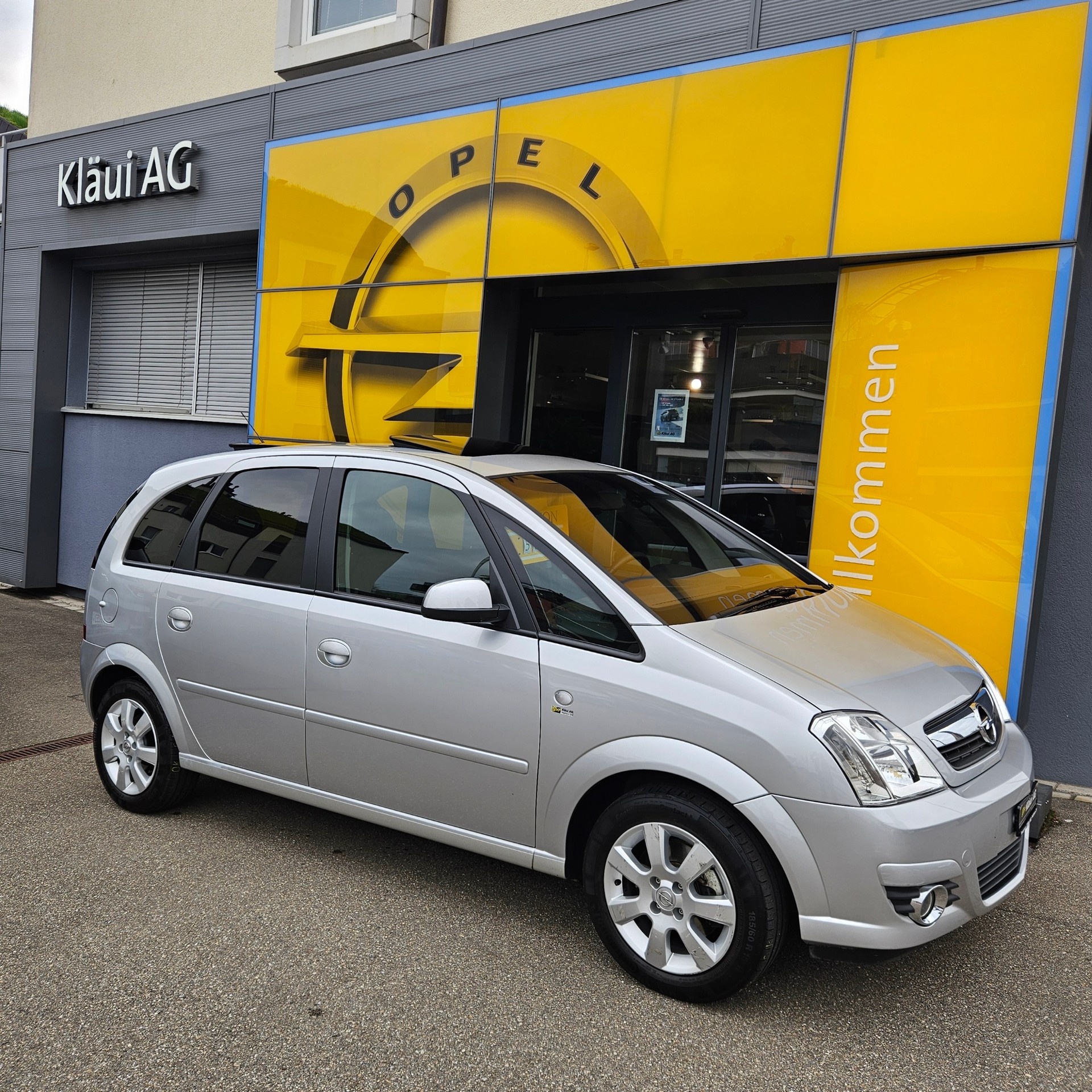 OPEL Meriva 1.8i 16V Cosmo-showroom-element-1
