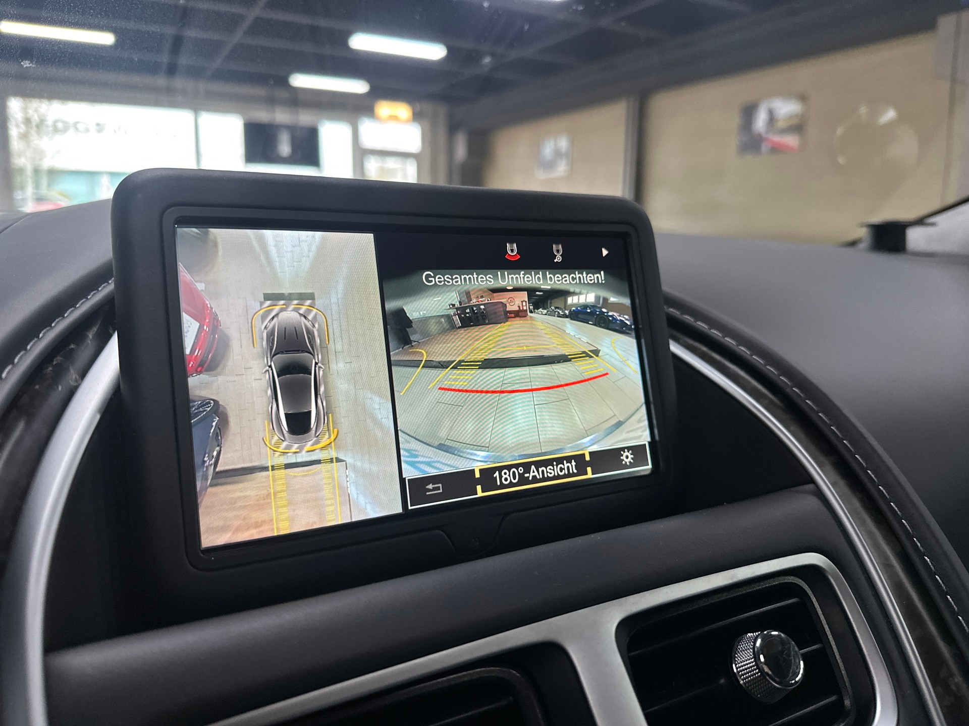 ASTON MARTIN DB11 V12 Launch Edition Touchtronic 3 AMR-image-24