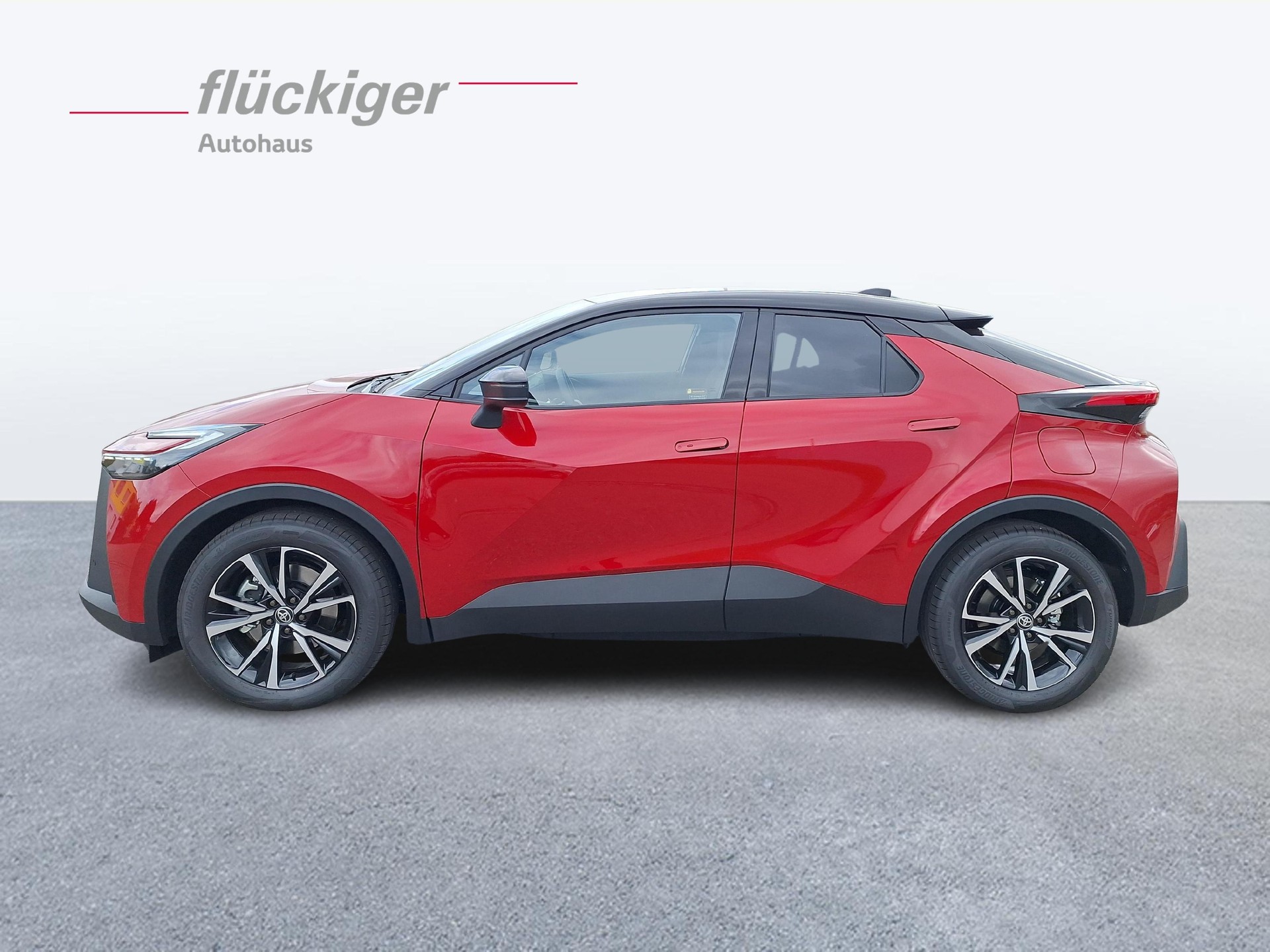 TOYOTA C-HR 2.0 PHEV Swiss Edition-image-5