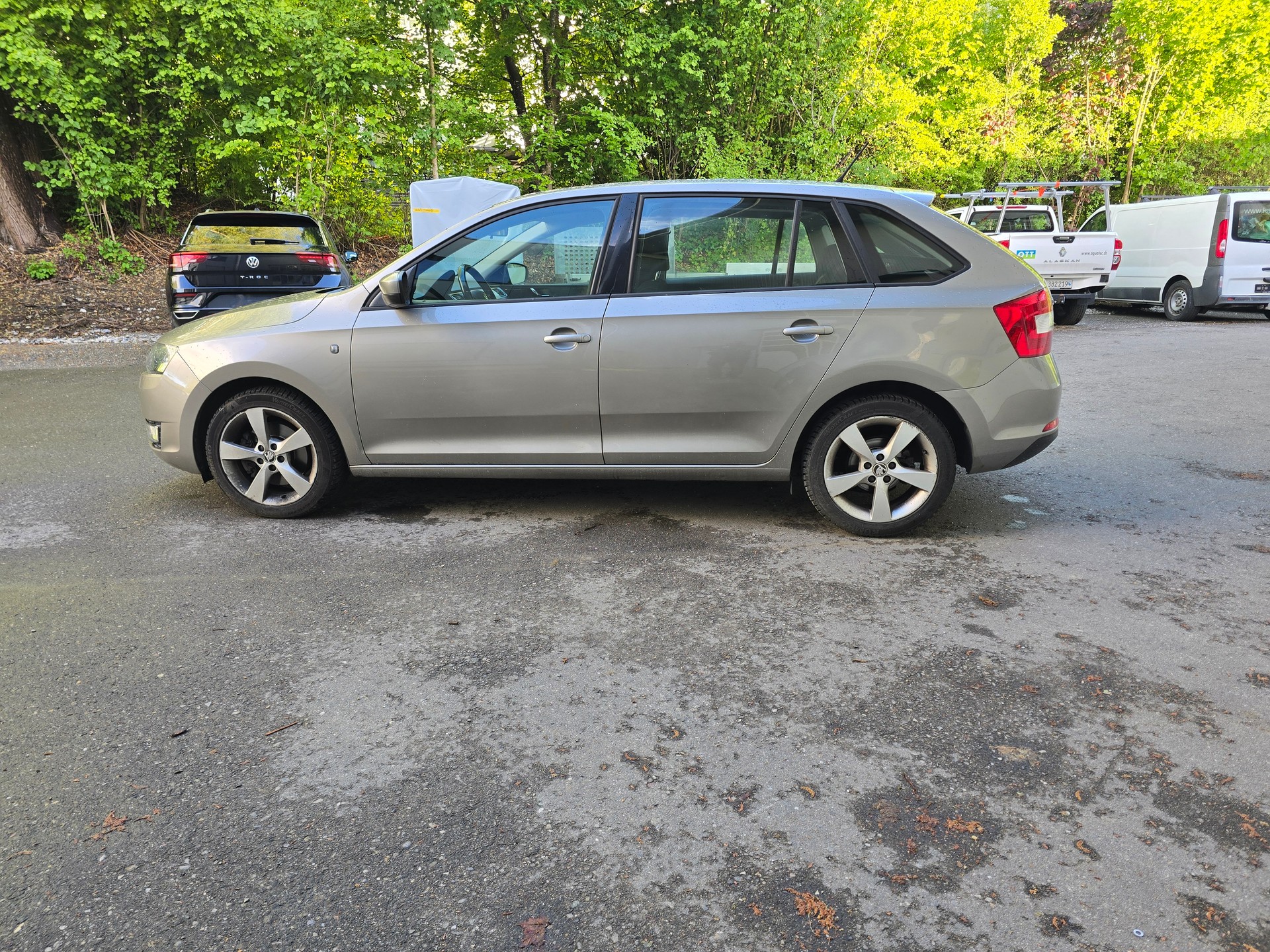 SKODA Rapid Spaceback 1.6 TDI Greenline-image-7