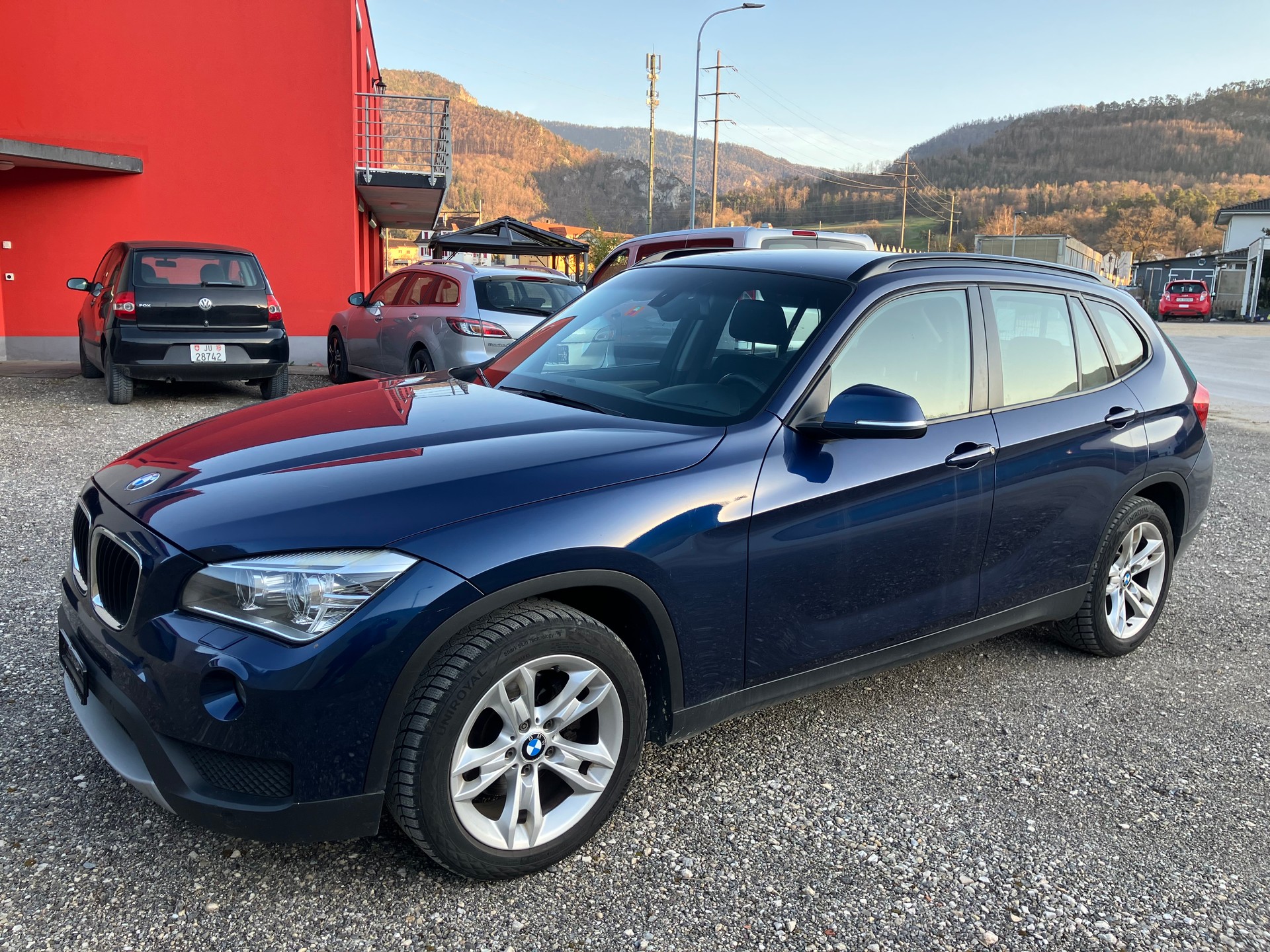 BMW X1 xDrive 20i-image-1