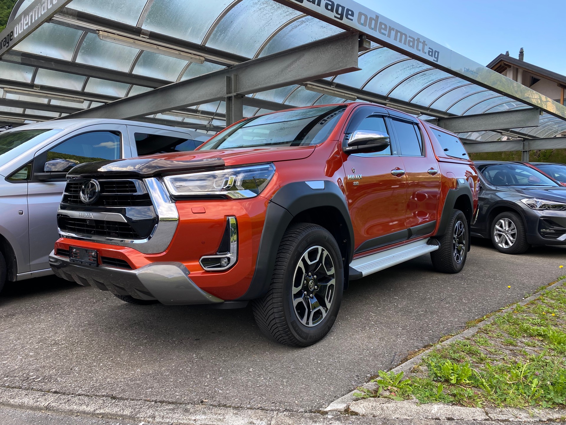 TOYOTA Hilux 2.8D-4D Limited Edition Double Cab 4x4 A-image-8