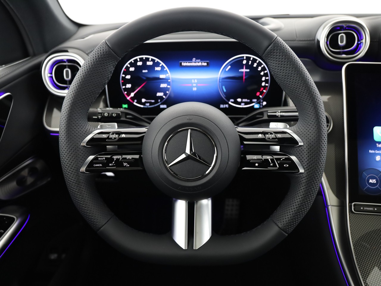 MERCEDES-BENZ GLC 400 e 4Matic 9G-Tronic-image-11