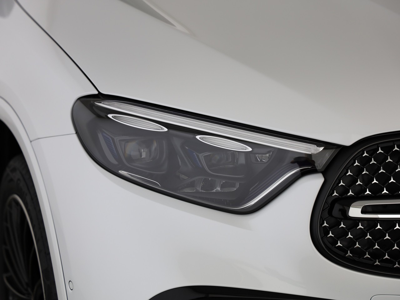 MERCEDES-BENZ GLC 400 e 4Matic 9G-Tronic-image-16