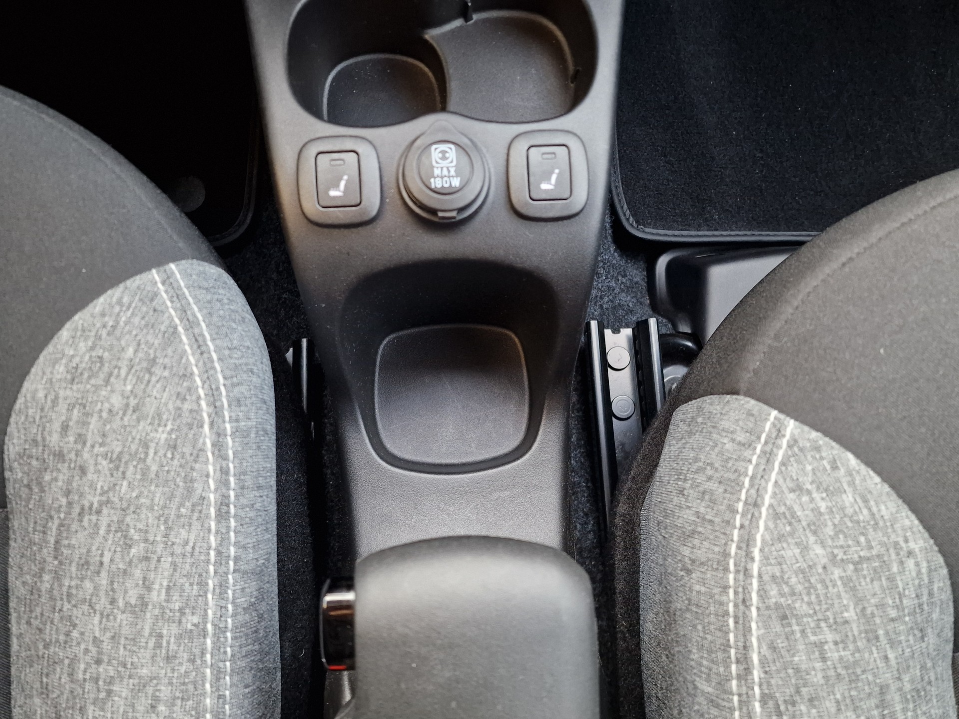 FIAT Panda 0.9 Twinair Turbo Wild 4x4-image-8