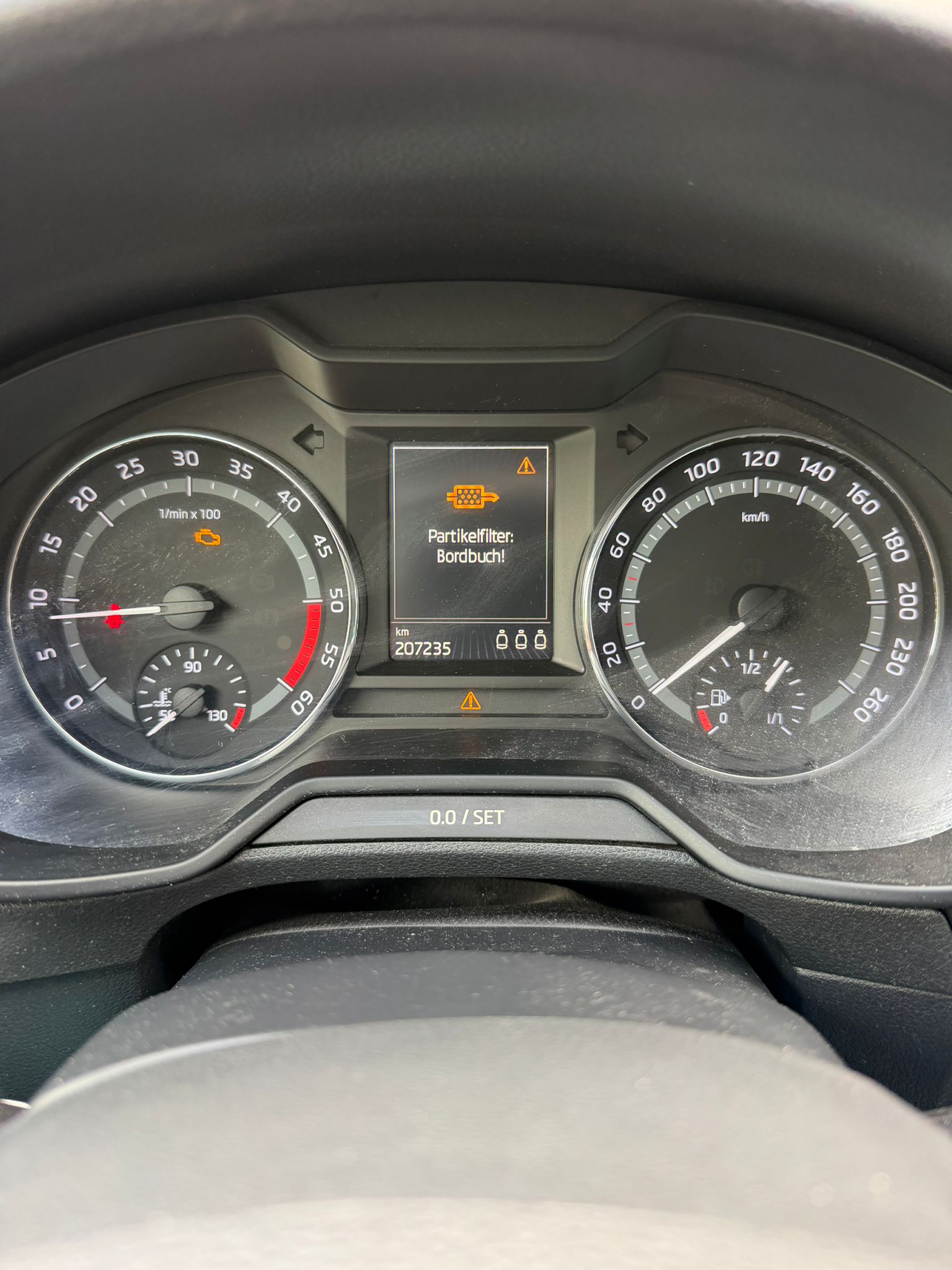 SKODA Octavia Combi 2.0 TDI Scout 4x4 DSG-image-15