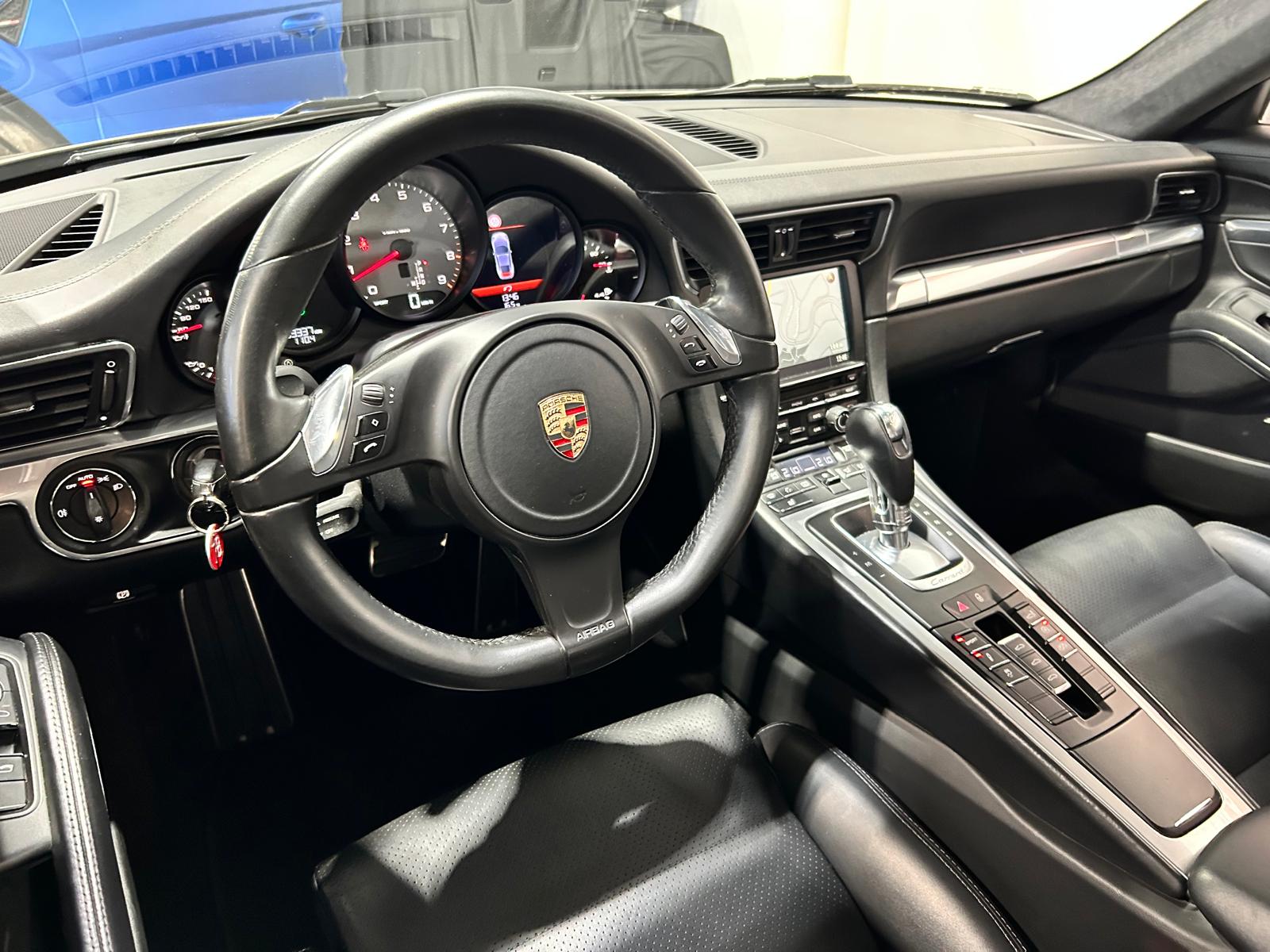 PORSCHE 911 Coupé 3.8 Carrera 4S PDK-image-20