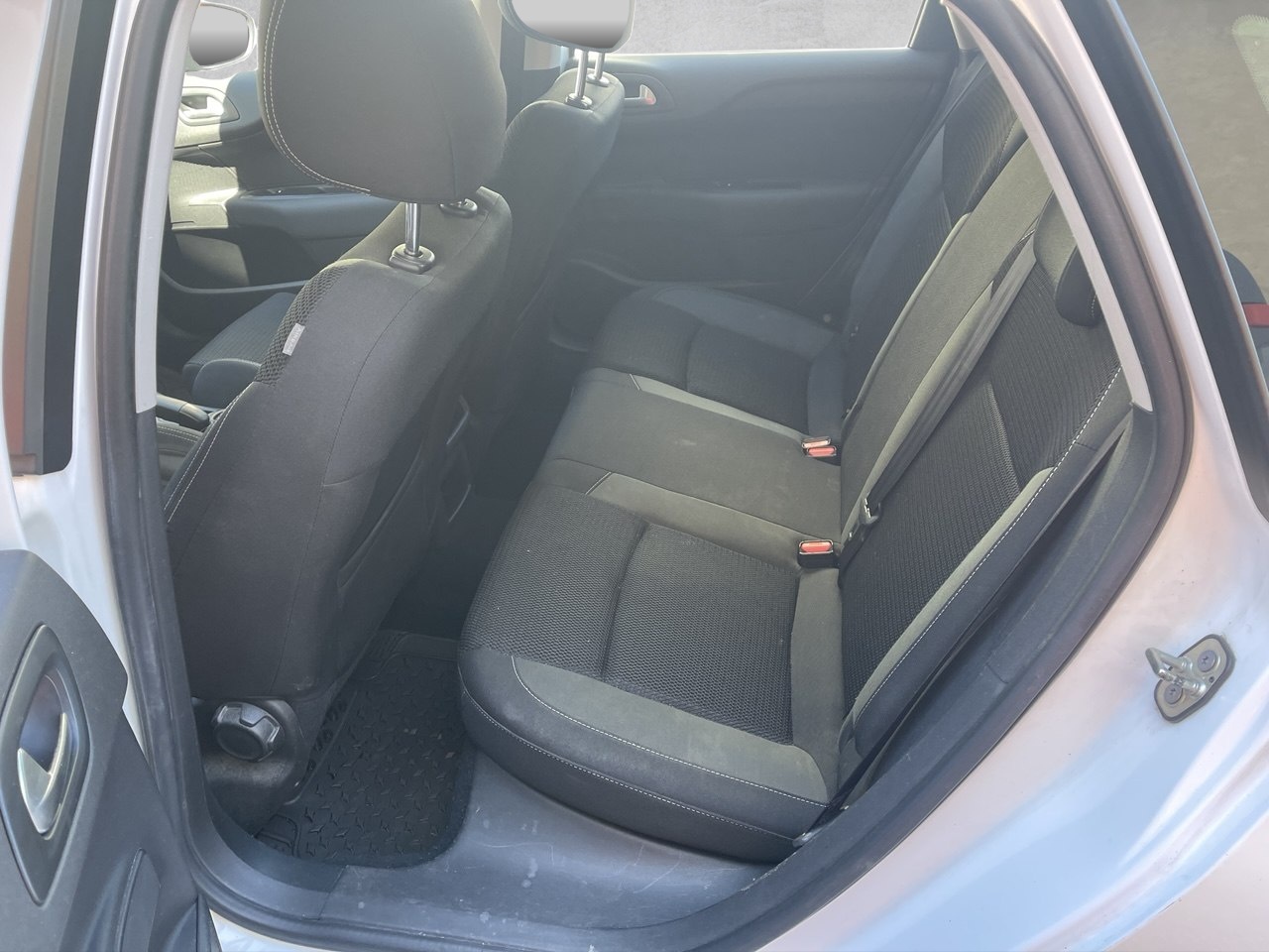 CITROEN C4 1.2 Pure Tech Feel-image-7