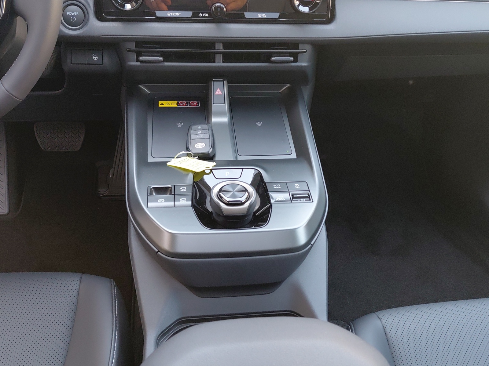 TOYOTA bZ4X Touring Premium AWD-image-15