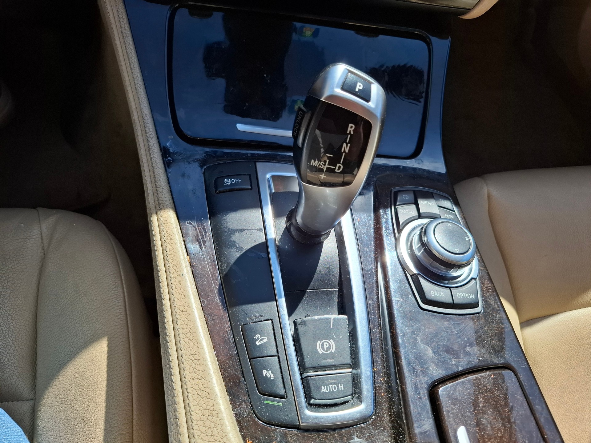 BMW 530d xDrive Touring Steptronic-image-10