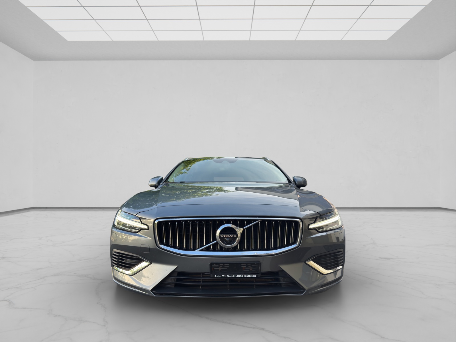VOLVO V60 T6 eAWD Twin Engine Inscription Geartronic-image-1