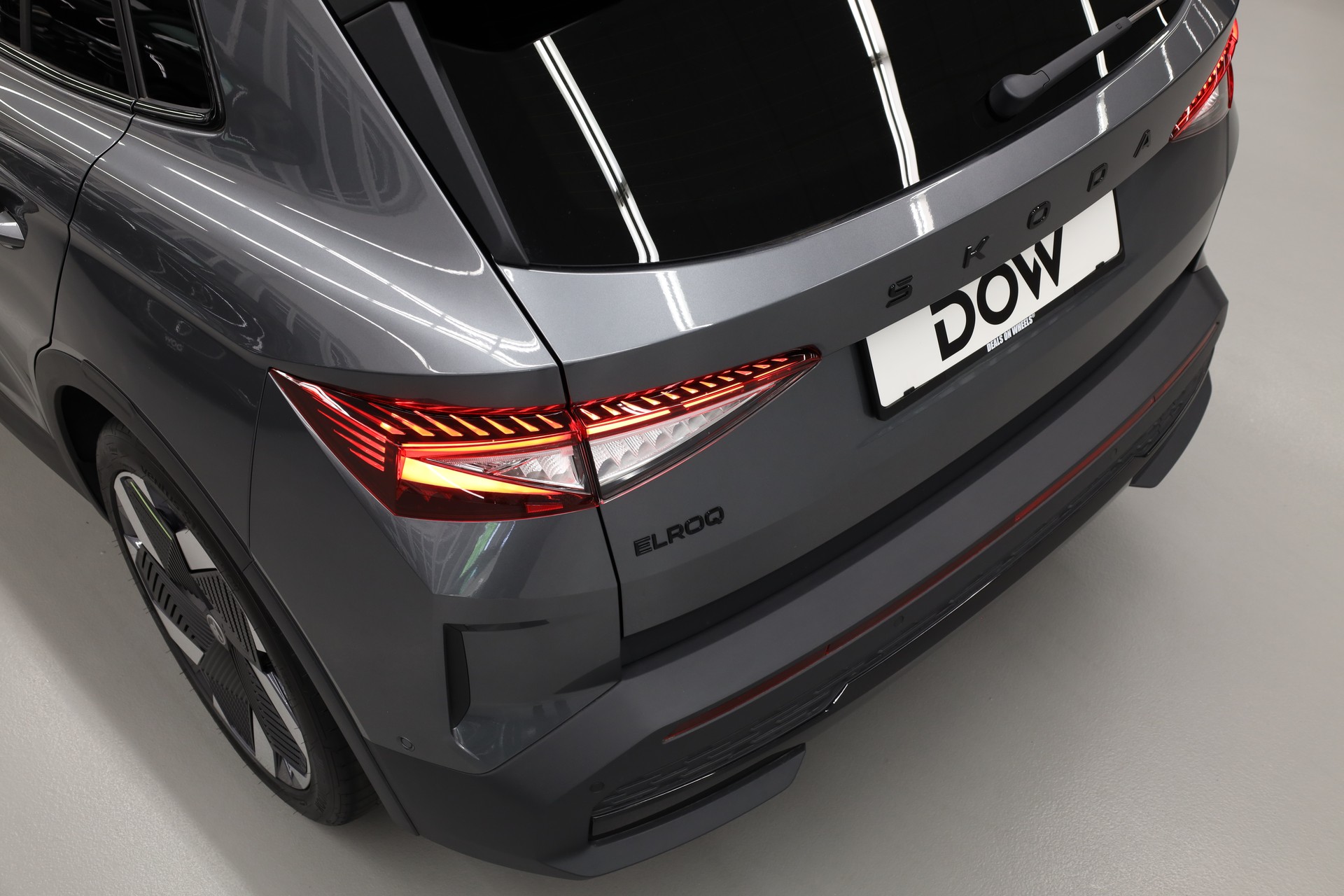 SKODA Elroq RS 4x4-image-6