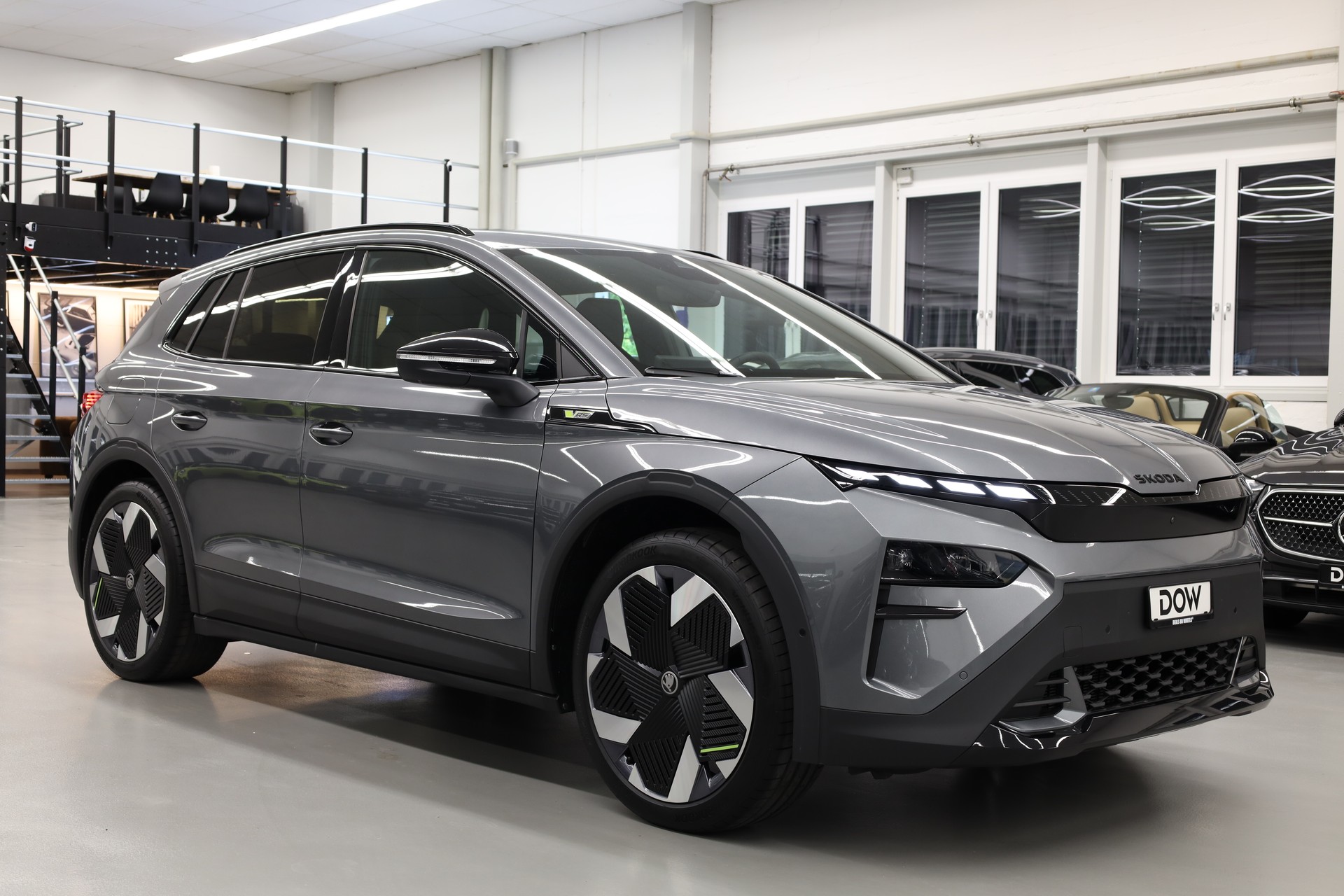 SKODA Elroq RS 4x4-showroom-element-1