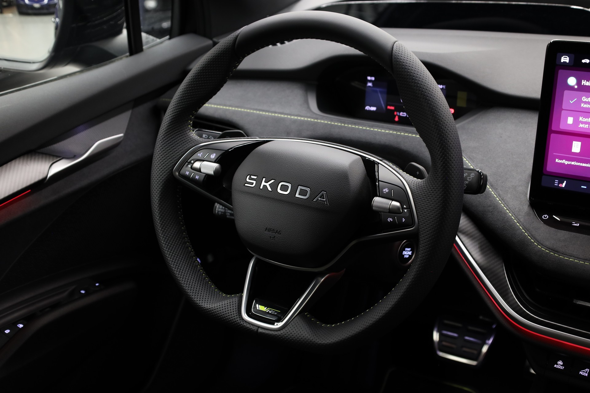 SKODA Elroq RS 4x4-image-22